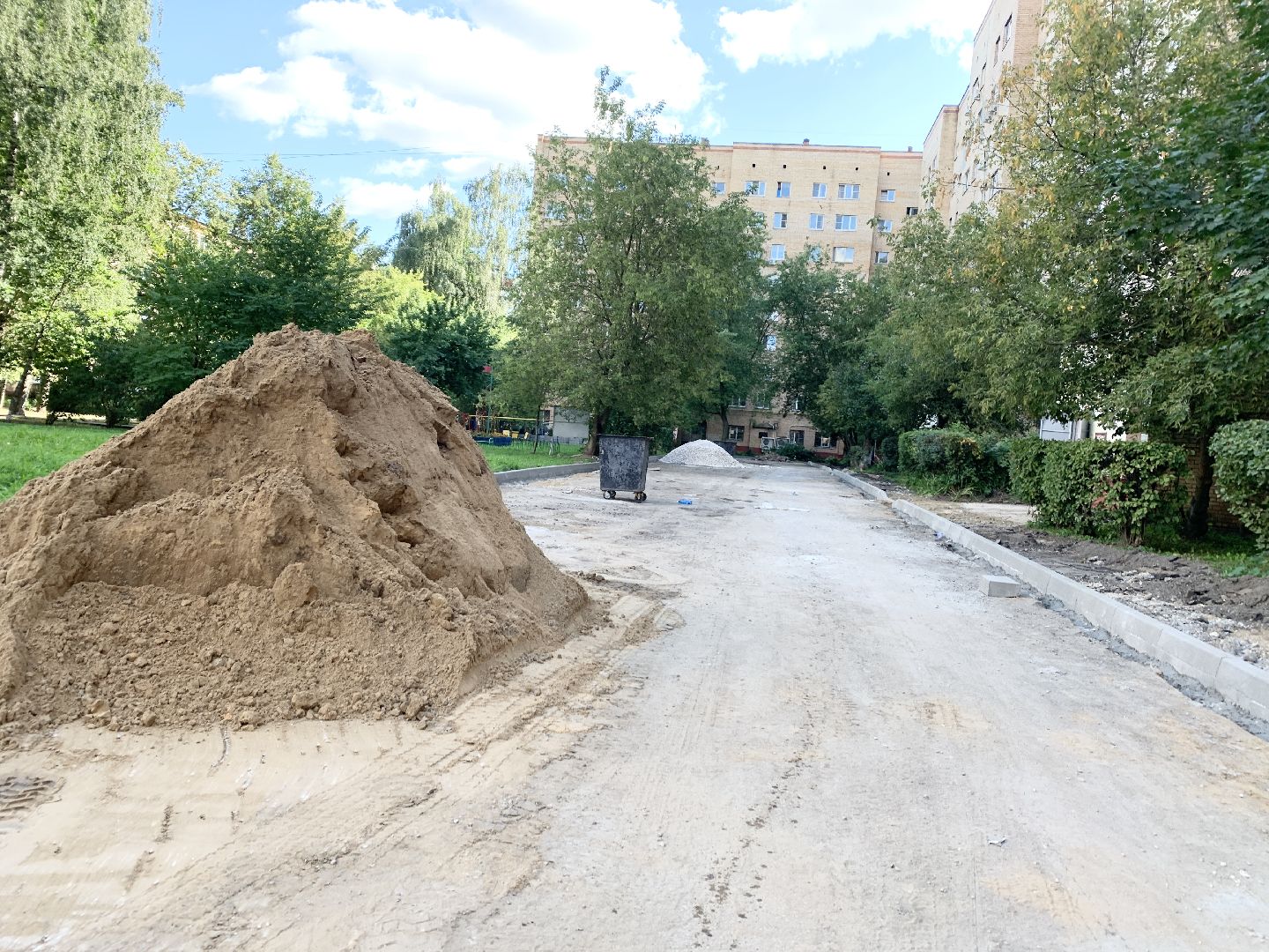 Балашиха, Подмосковье, Благоустройство дворов, асфальтирование дорог, бордюры,