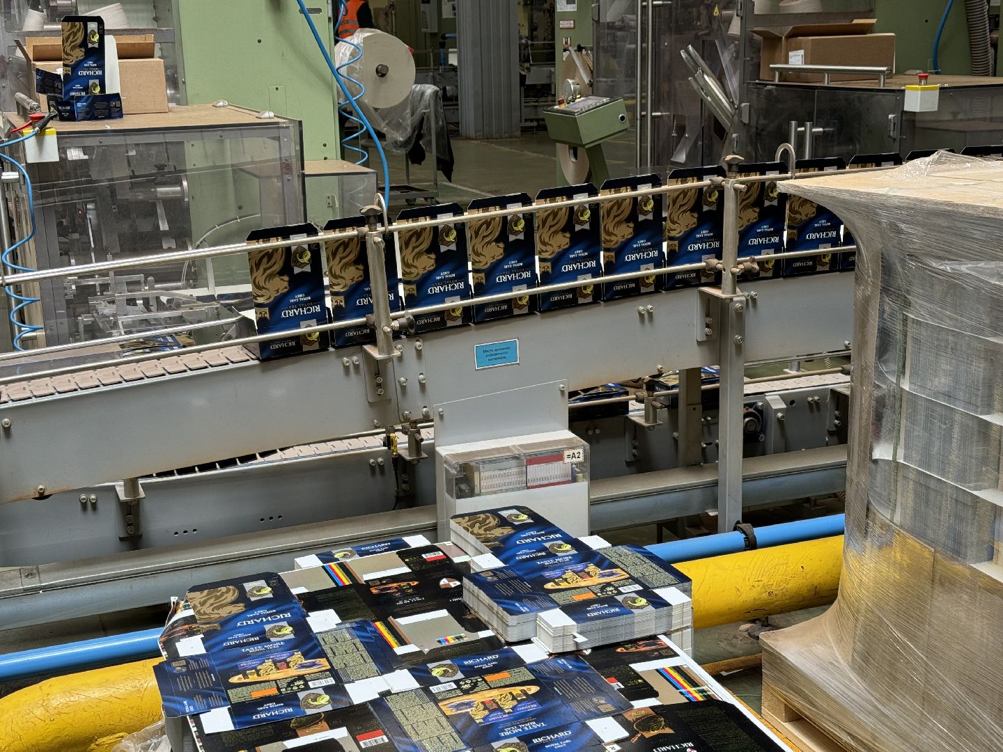 фрязино, компания май, производство, рынок труда,