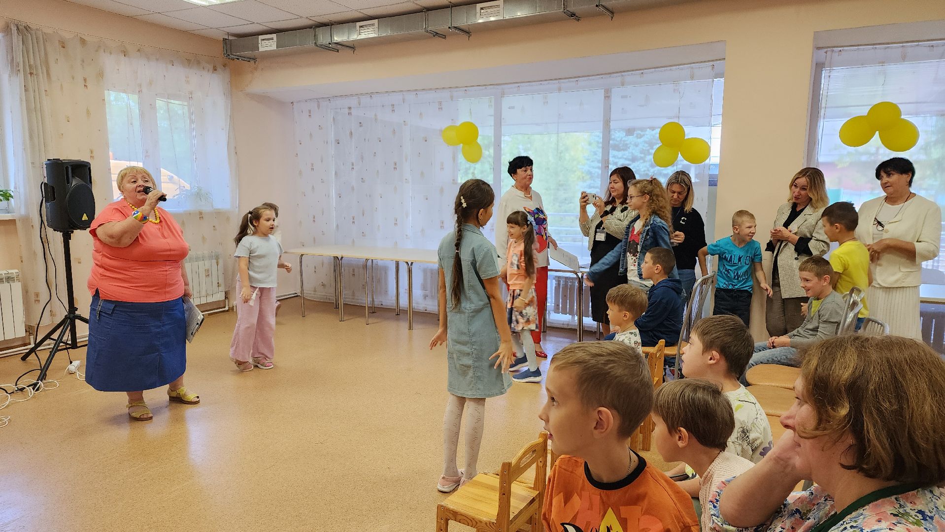 ивантеевка, медовый спас, театральная студия, дети, дети с овз, спектакль, песни, центр социального обслуживания,