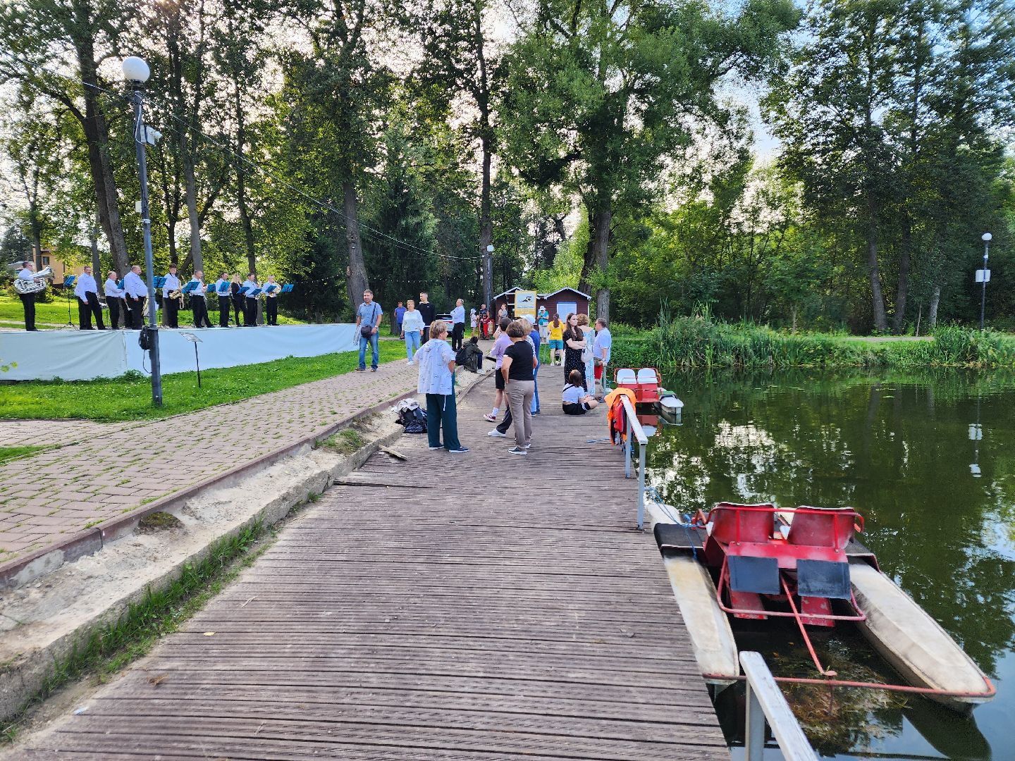 Чехов, городской парк, прокат катамаранов, прокат лодок, лучшие места Подмосковья, минкульт мо,