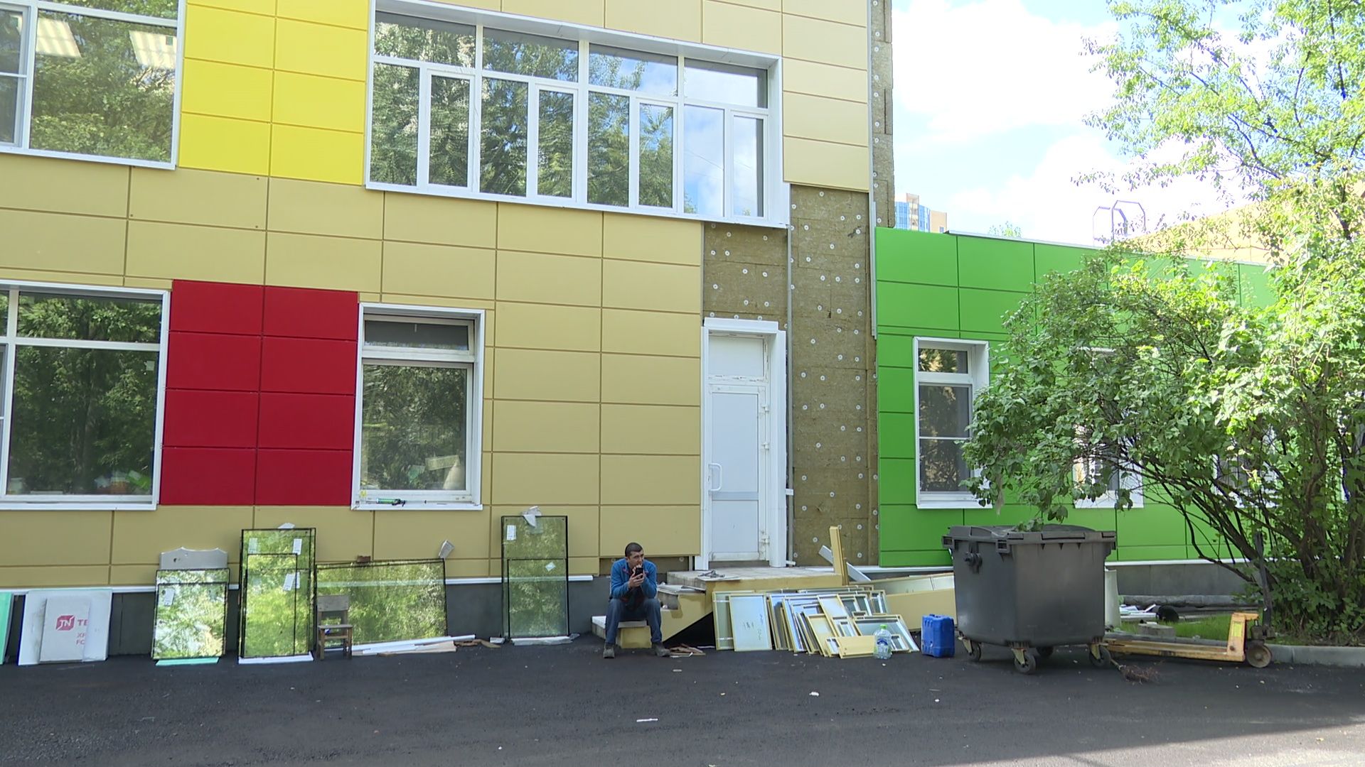 Реутов, образование, капитальный ремонт, стены, окна, пол, потолок,