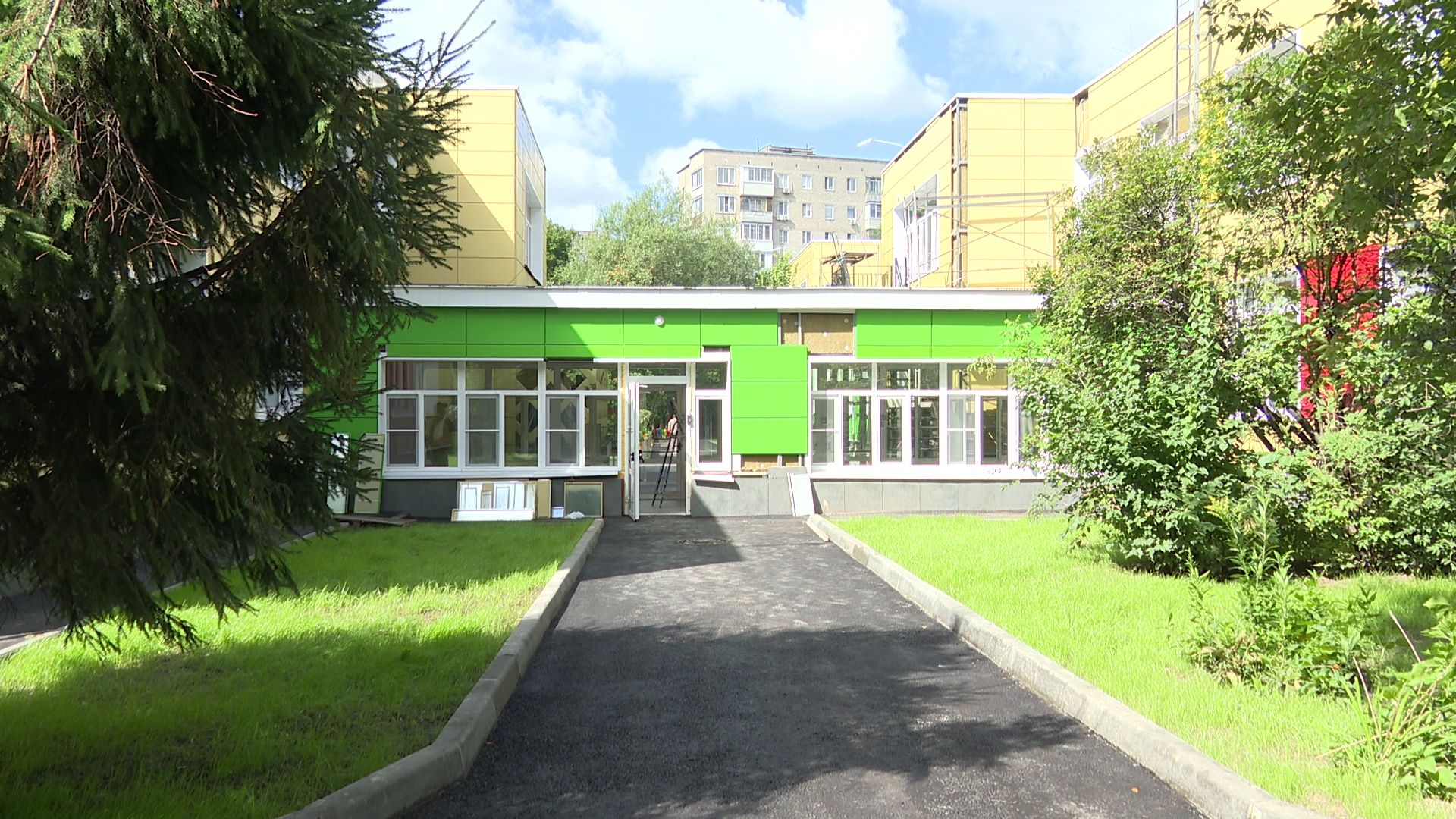 Реутов, образование, капитальный ремонт, стены, окна, пол, потолок,