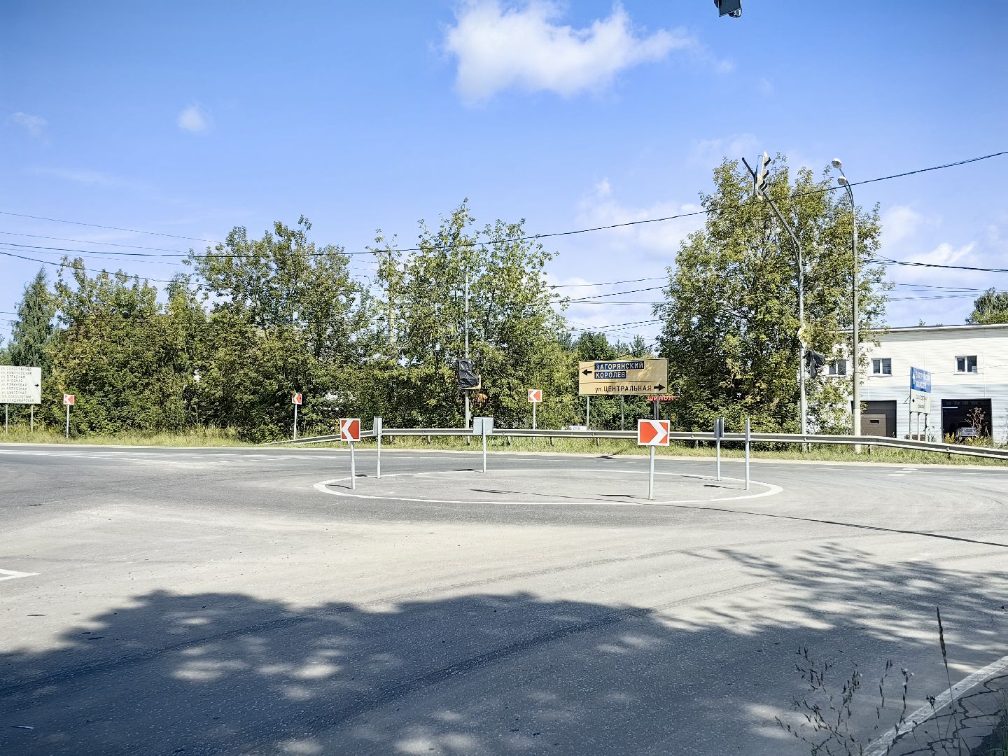 круговое движение, перекрёсток, дтп, автобусная остановка, автомобилисты, щёлково,