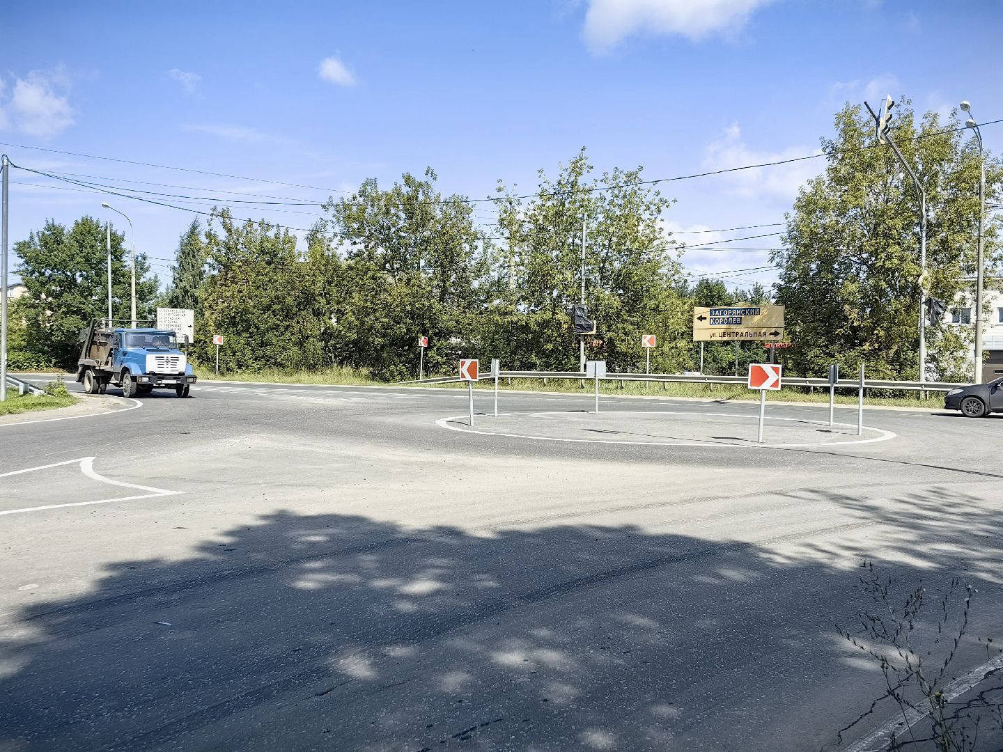 круговое движение, перекрёсток, дтп, автобусная остановка, автомобилисты, щёлково,