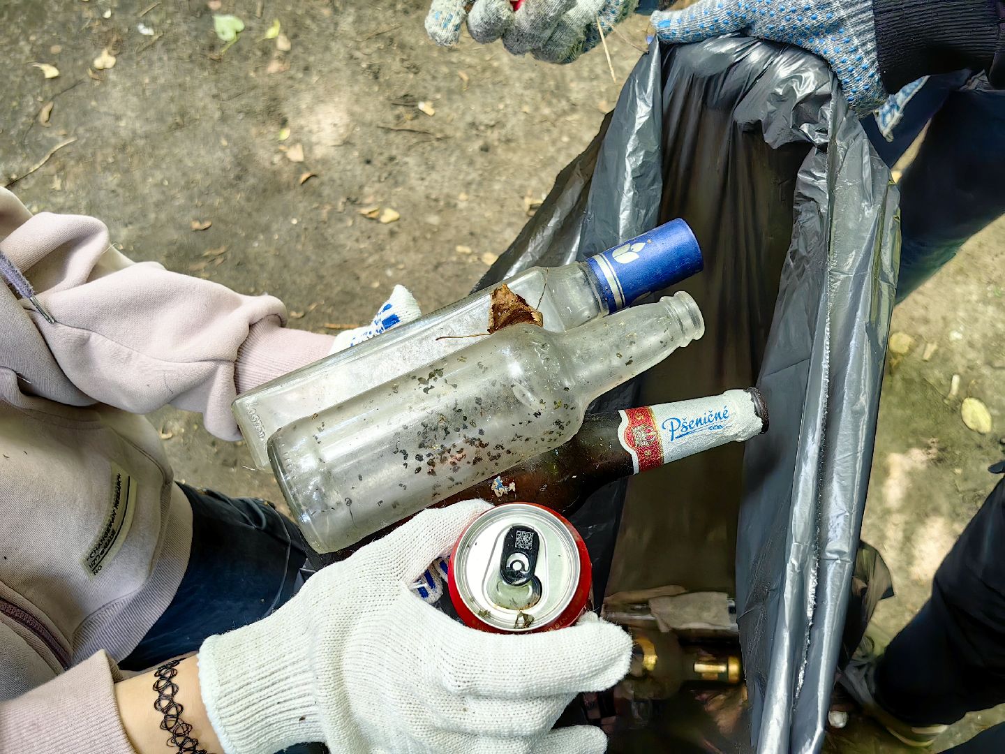 трудовые бригады, уборка территории, мешки мусора, подростки, прибрежные зоны, щёлково,