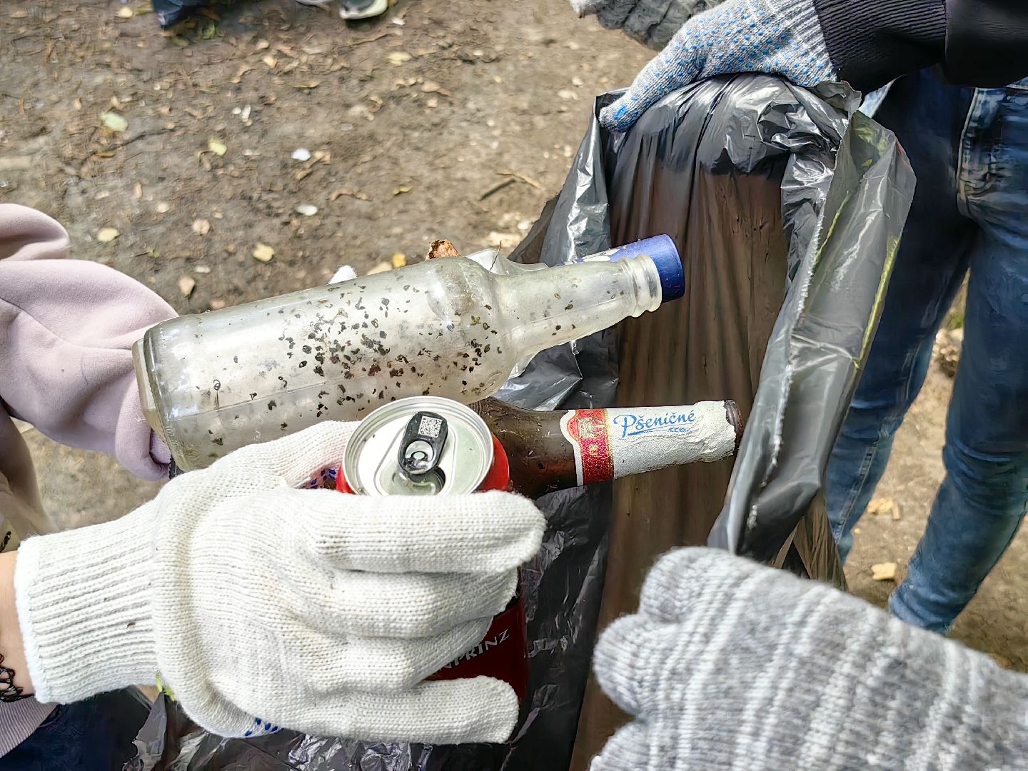 трудовые бригады, уборка территории, мешки мусора, подростки, прибрежные зоны, щёлково,