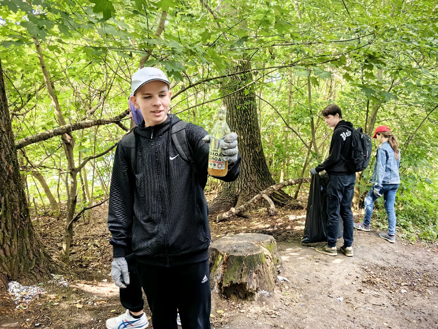 трудовые бригады, уборка территории, мешки мусора, подростки, прибрежные зоны, щёлково,