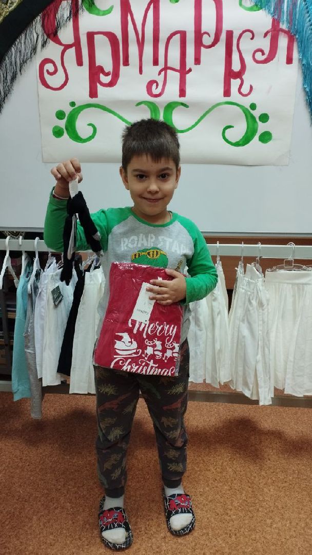 ивантеевка, благотворители, благотворительная ярмарка, малообеспеченные семьи, многодетные семьи, дети с овз, подарки детям,