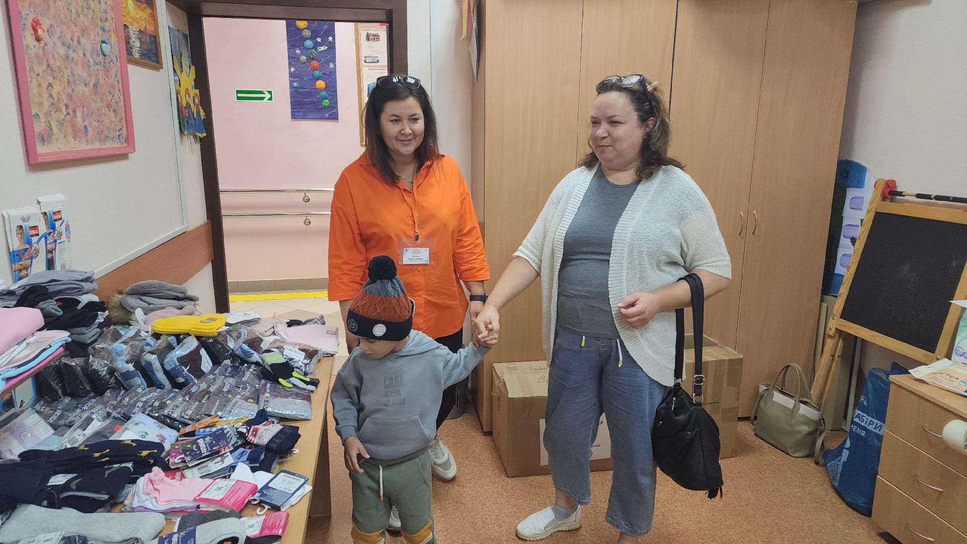 ивантеевка, благотворители, благотворительная ярмарка, малообеспеченные семьи, многодетные семьи, дети с овз, подарки детям,