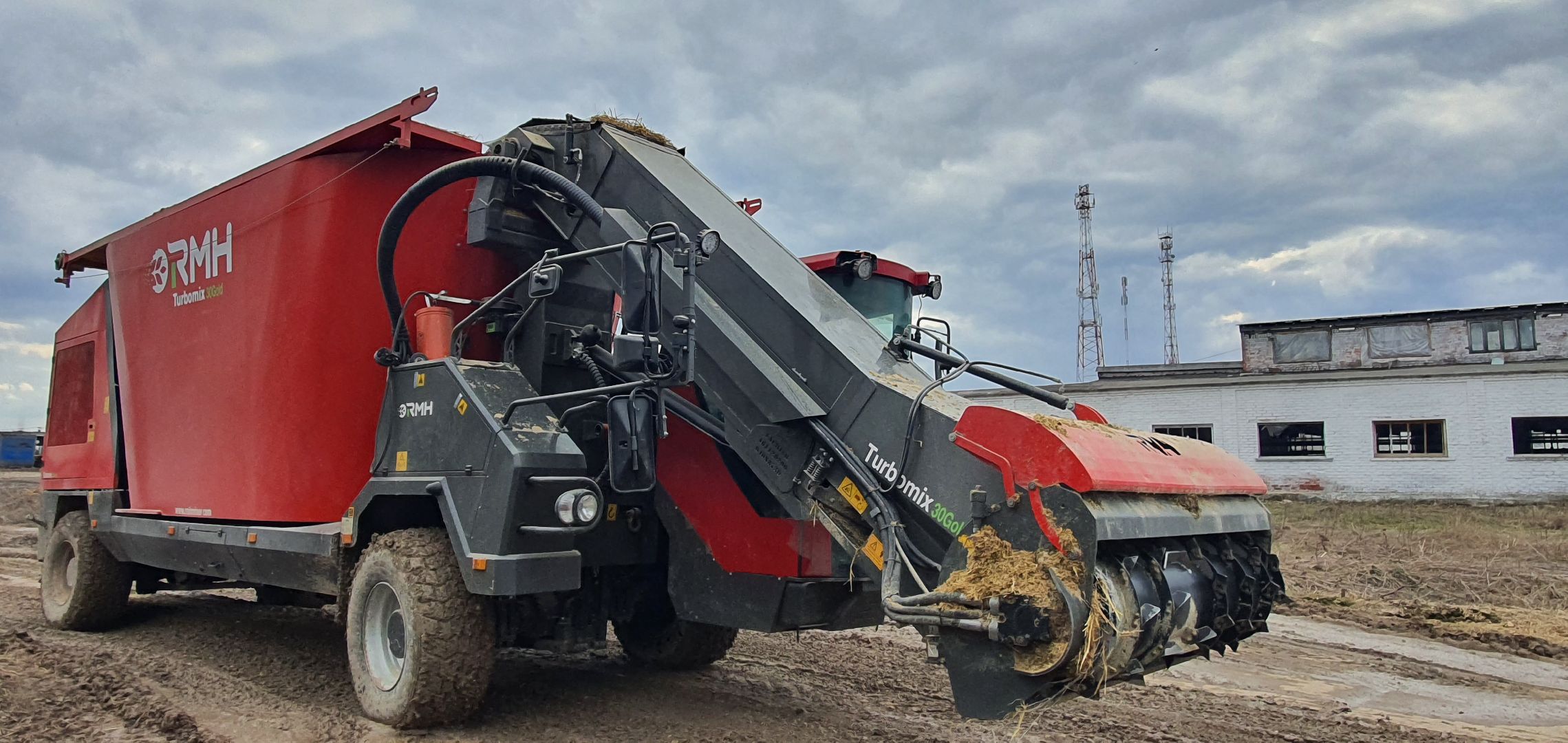 Минсельхоз, самоходный миксер, племзавод Повадино