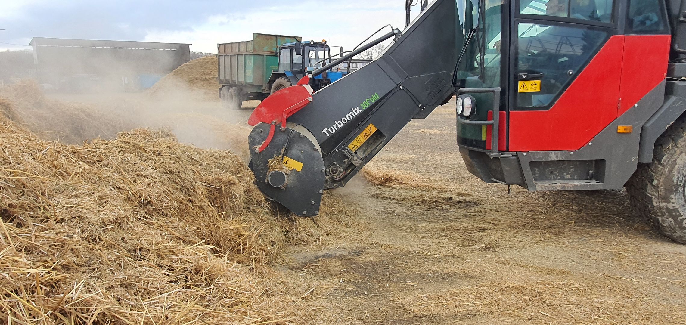 Минсельхоз, самоходный миксер, племзавод Повадино