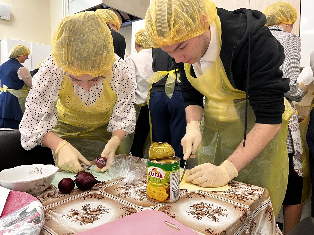 Можайск, общество