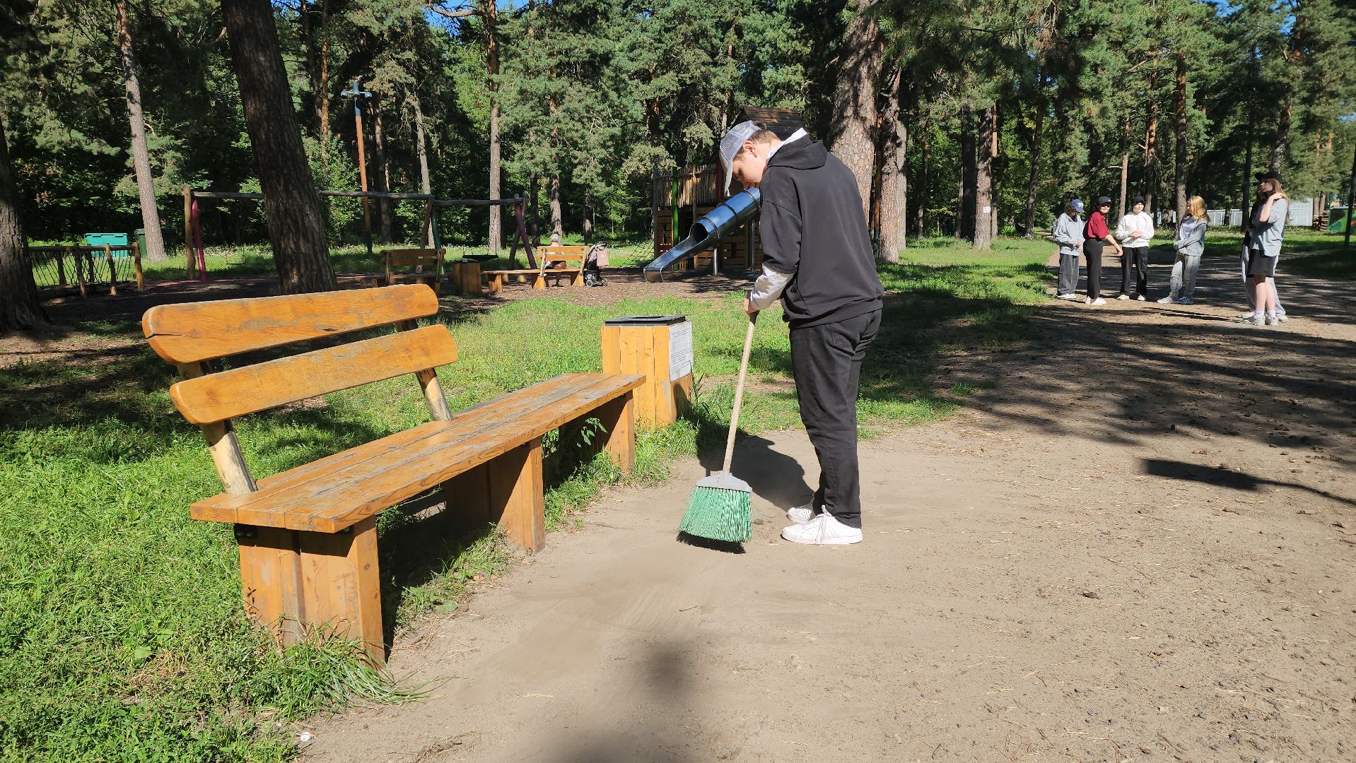 трудоустройство подростков, трудовая бригада, уборка,