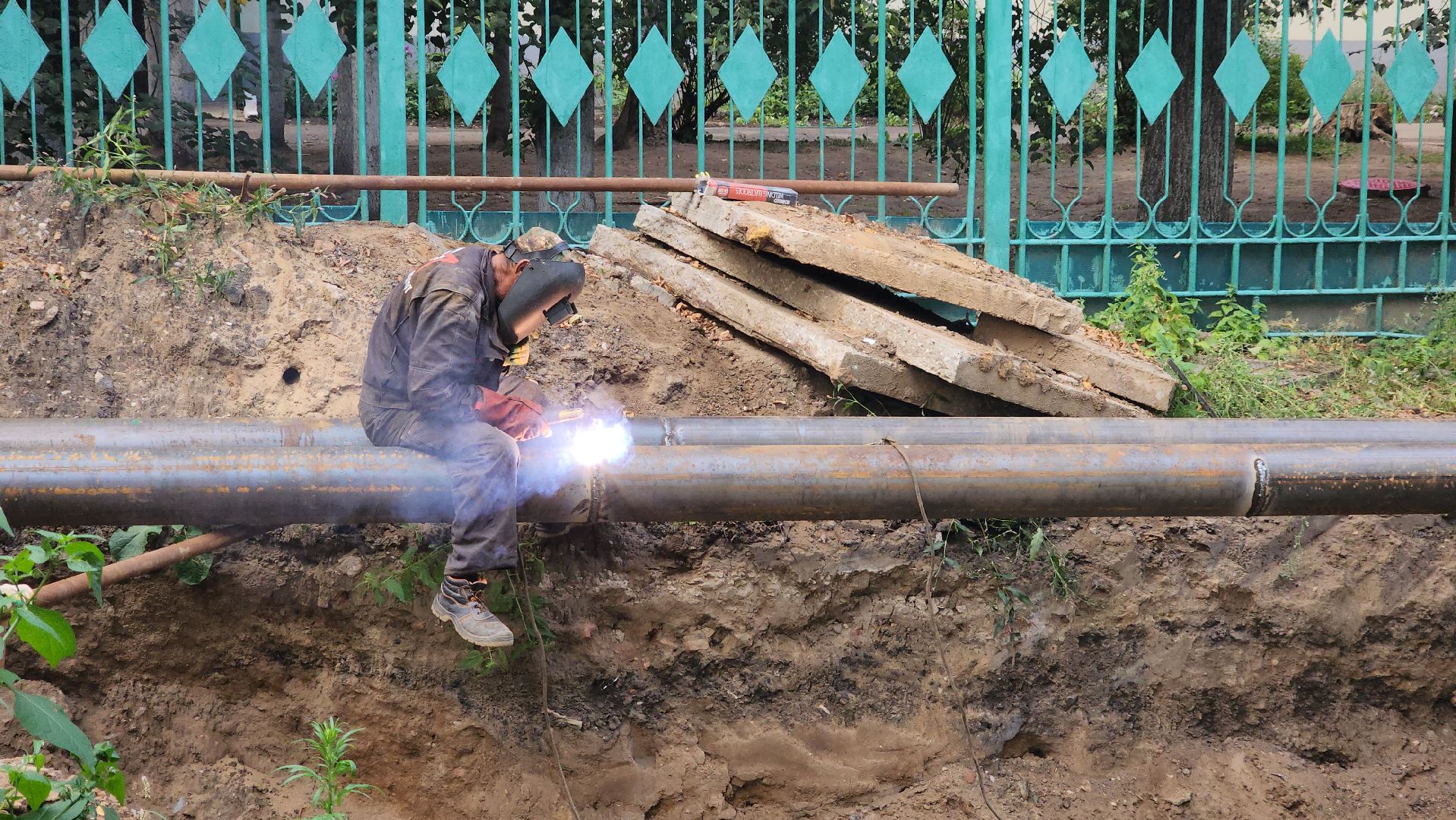 пушкино, ремонт тепловых сетей, центр города, трубы, трубопровод,