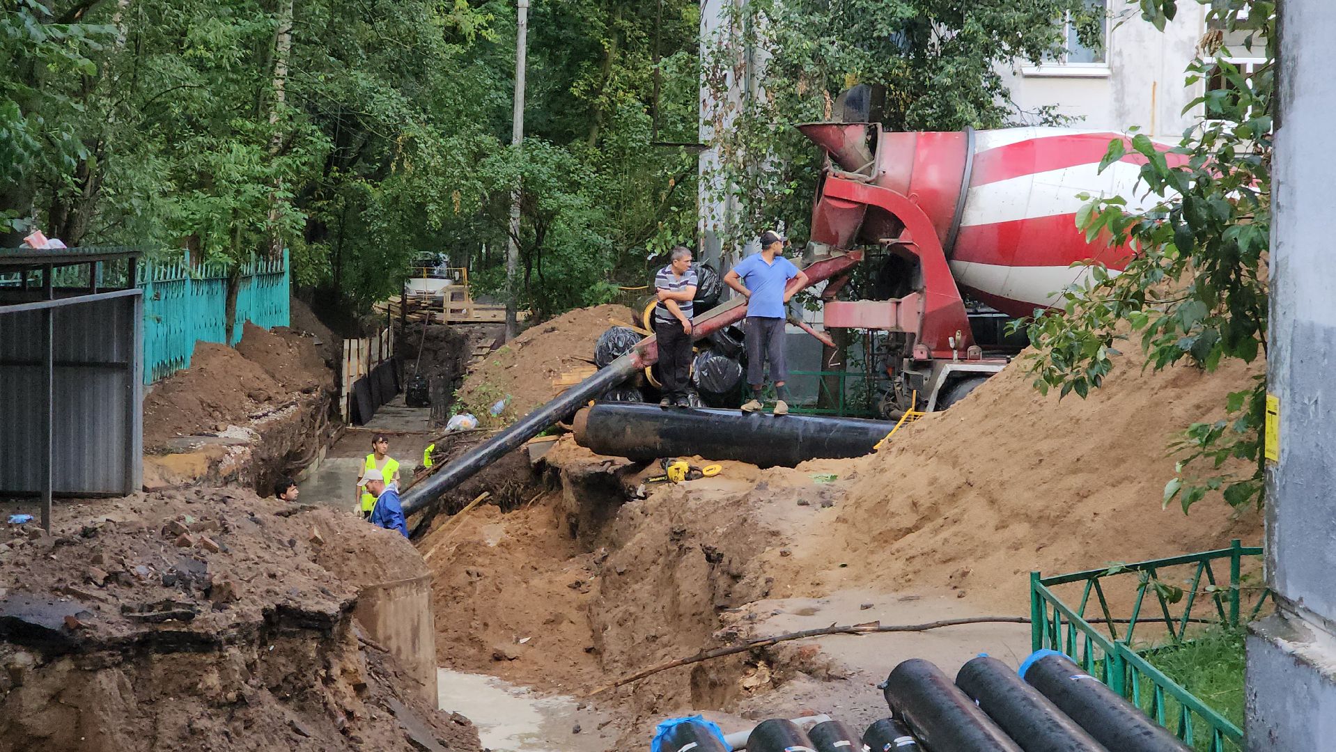пушкино, ремонт тепловых сетей, центр города, трубы, трубопровод,