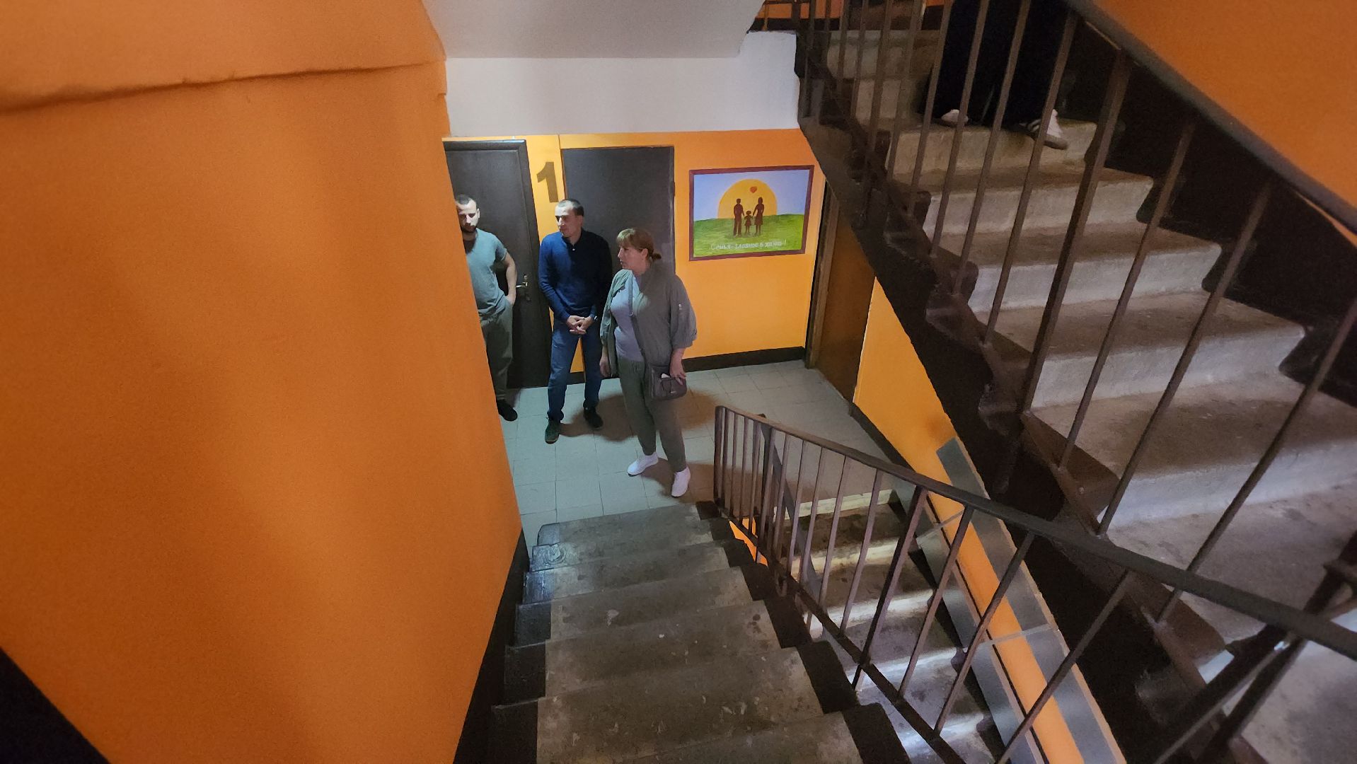 серпухов, жкх, рисунок в подъезде, Лучший подъезд Подмосковья, управляющая компания,