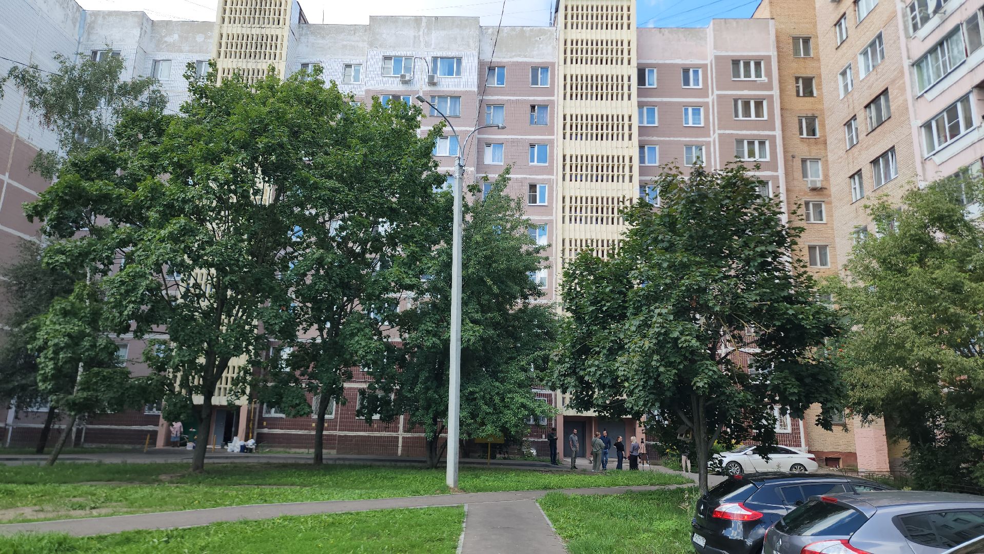 серпухов, жкх, рисунок в подъезде, Лучший подъезд Подмосковья, управляющая компания,