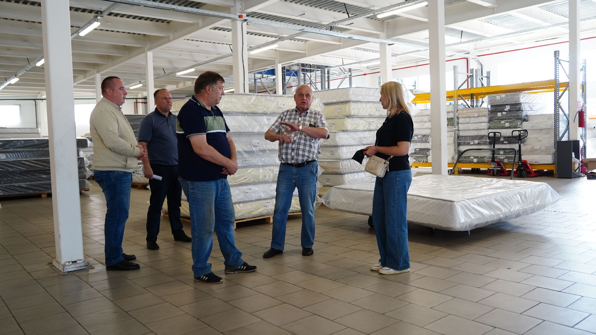 Курская область, помощь, гумпомощь, Большая Шатура, фабрика матрасов,