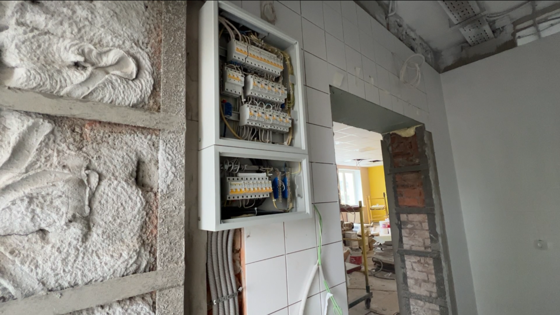 химки, строительство, капитальный ремонт, ремонт школы,