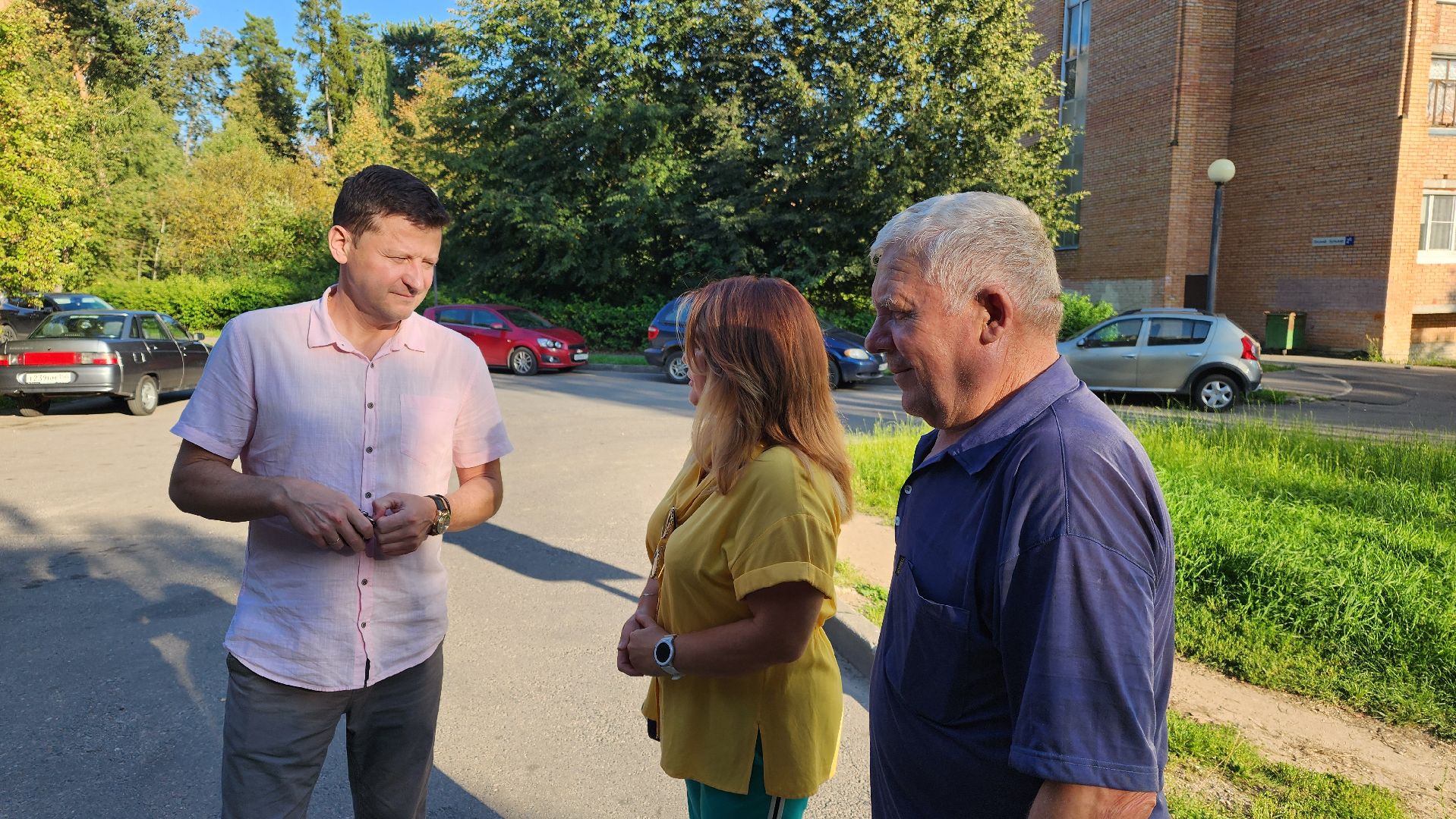 запрещающие знаки, чуткая власть, встреча с жителями, решение проблемы, протвино, серпухов,