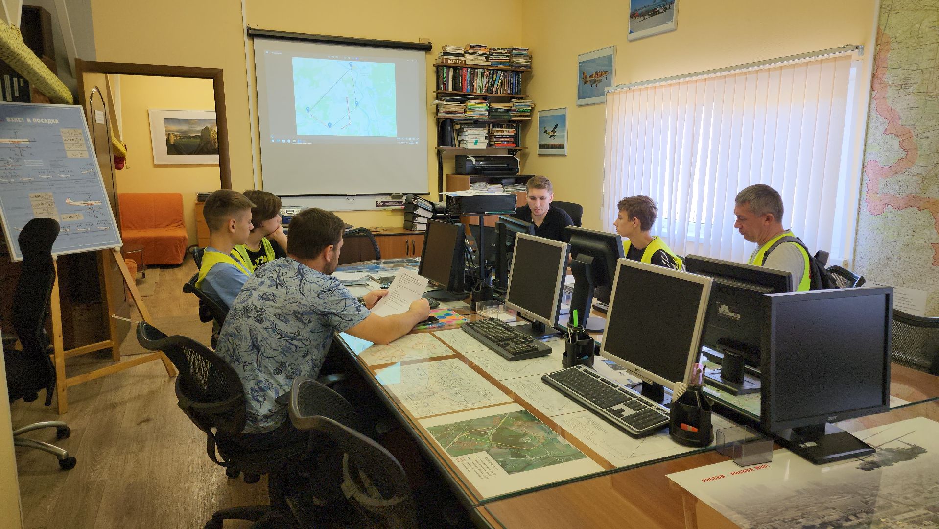 кашира, аэродром северка, авимоделисты, полет на самолете, гражданская авиация,