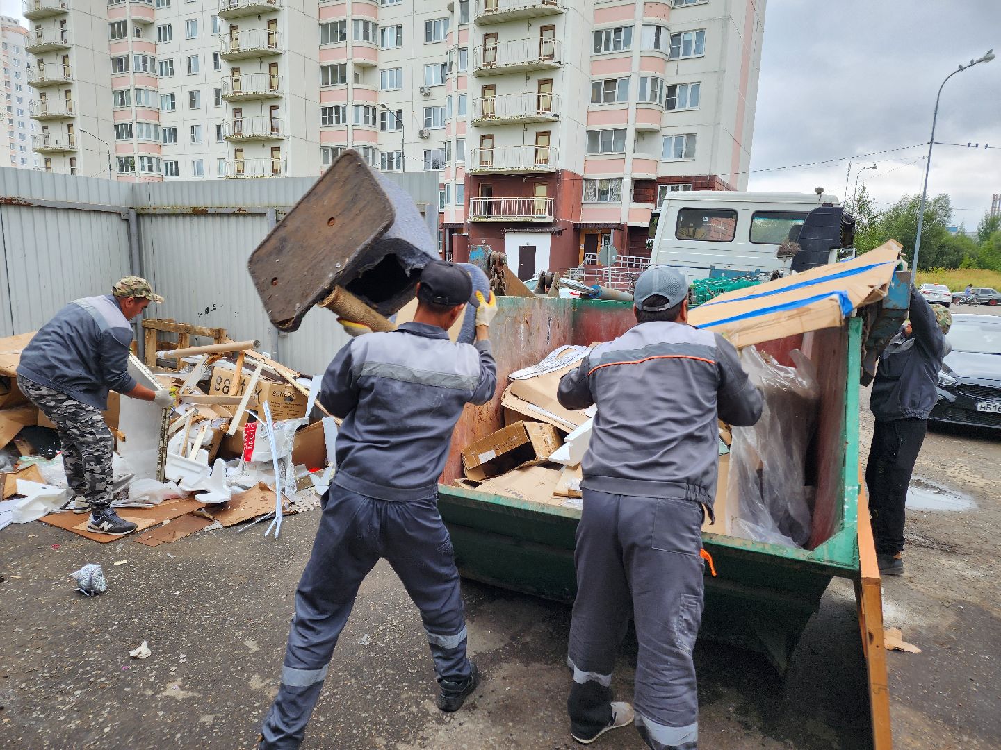 Чехов, крупногабаритные отходы, вывоз мусора, обращение с ТКО, региональный оператор, специализированные компании, горячая линия 122, МСК-НТ,