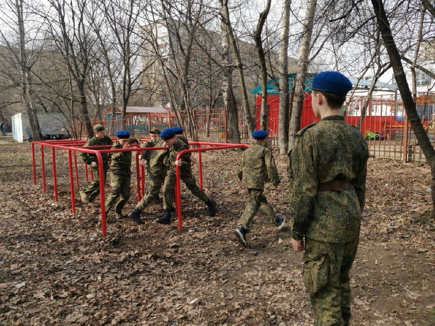 Реутов, кадеты, соревнования, школьники, полоса препятствие, физическая подготовка, военная подготовка
