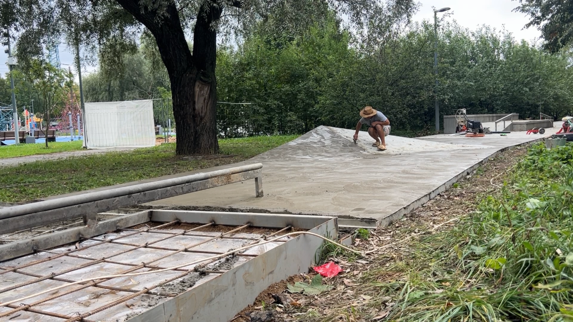 химки, сквер, благоустройство, активный отдых, скейт площадка, памп трек,