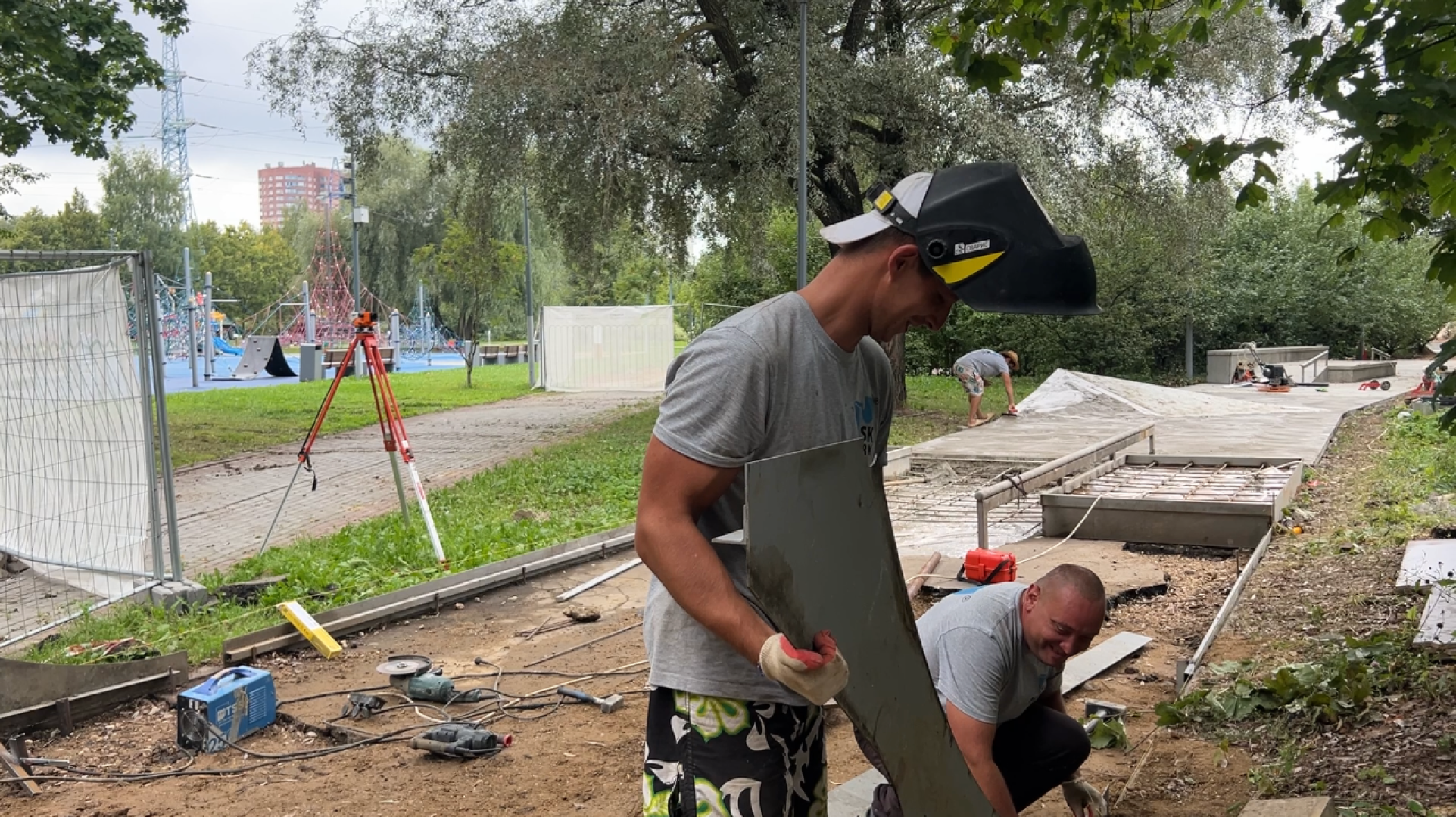 химки, сквер, благоустройство, активный отдых, скейт площадка, памп трек,