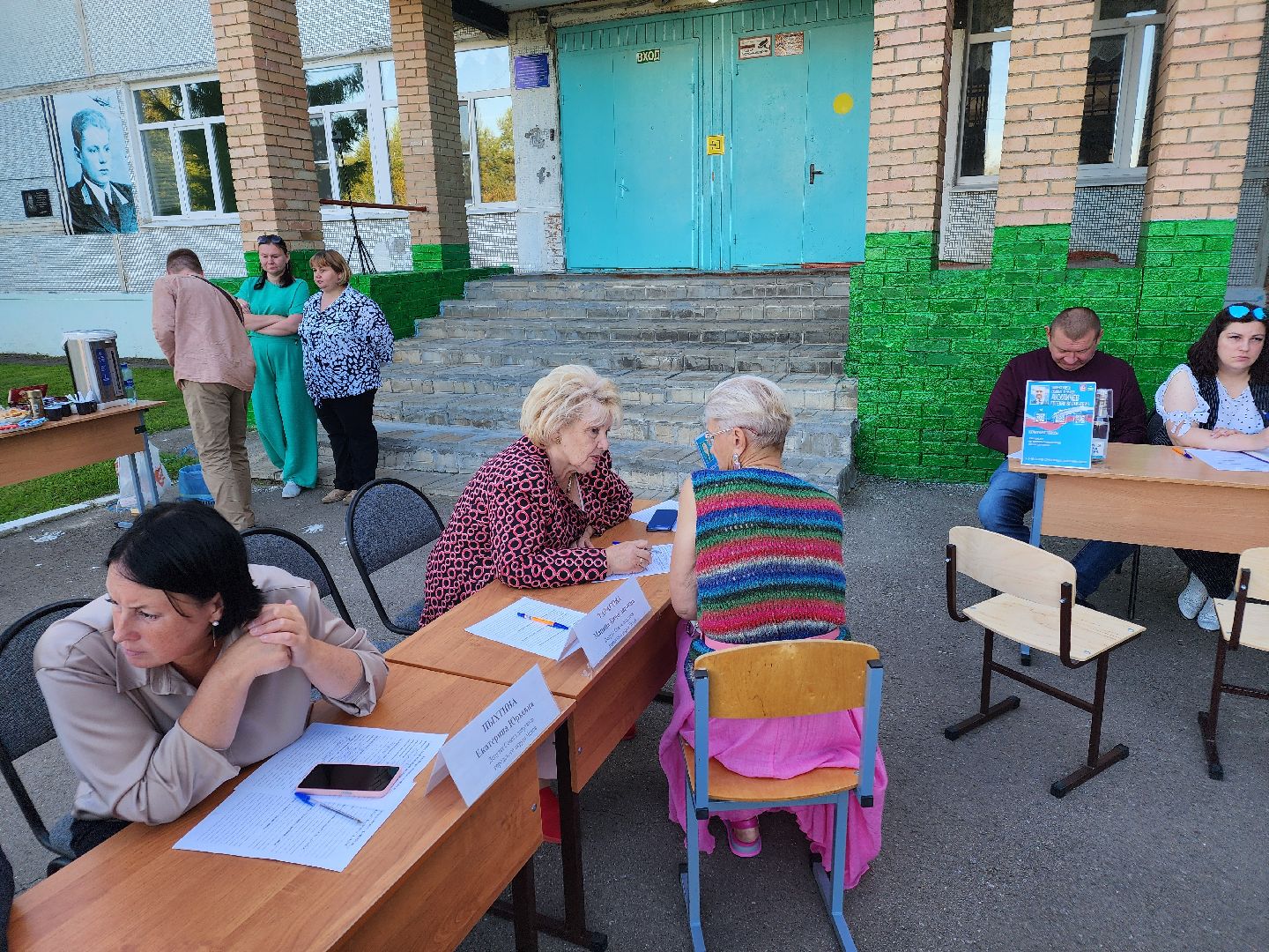 Чехов, село Стремилово, выездная администрация, встреча с жителями, обращения граждан, благоустройство, опиловка деревьев, дорожный ремонт, уличное освещение, улица Луговая,