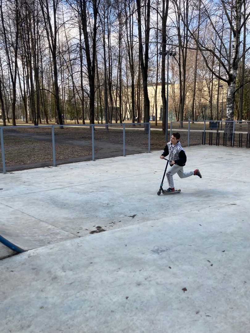Солнечногорск, весна, скейт-парк, финты, молодежь