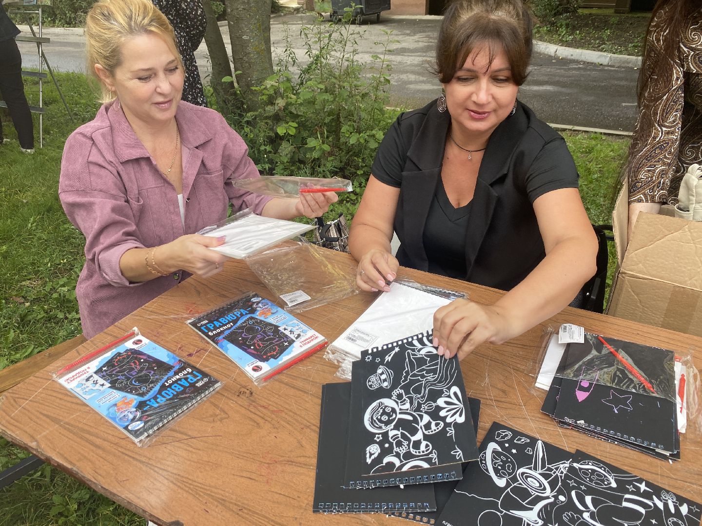 праздник двора, чествование юбиляров, власиха мкр солнечный, молодые семьи власихи, Власиха Солнечная,