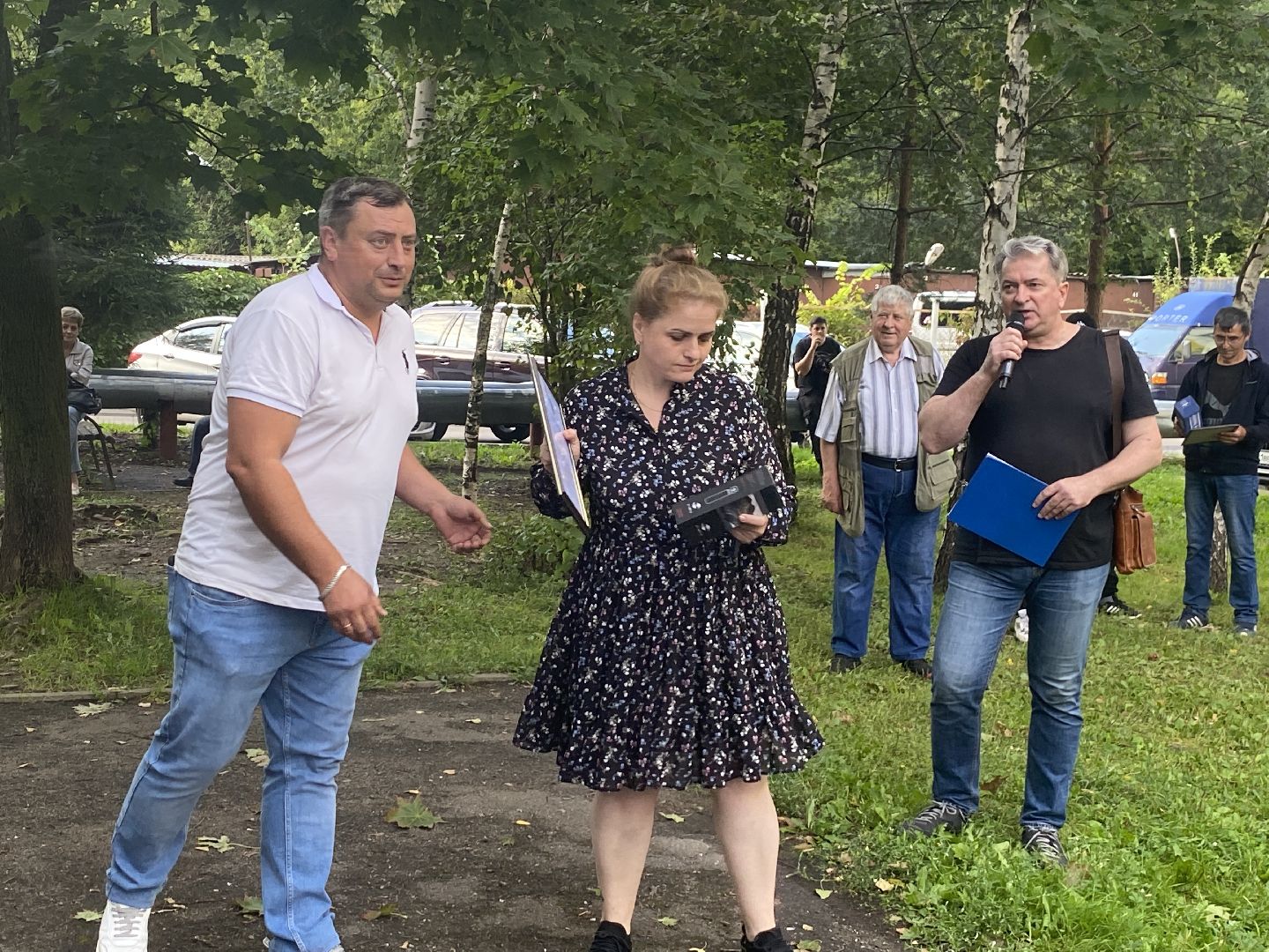 праздник двора, чествование юбиляров, власиха мкр солнечный, молодые семьи власихи, Власиха Солнечная,