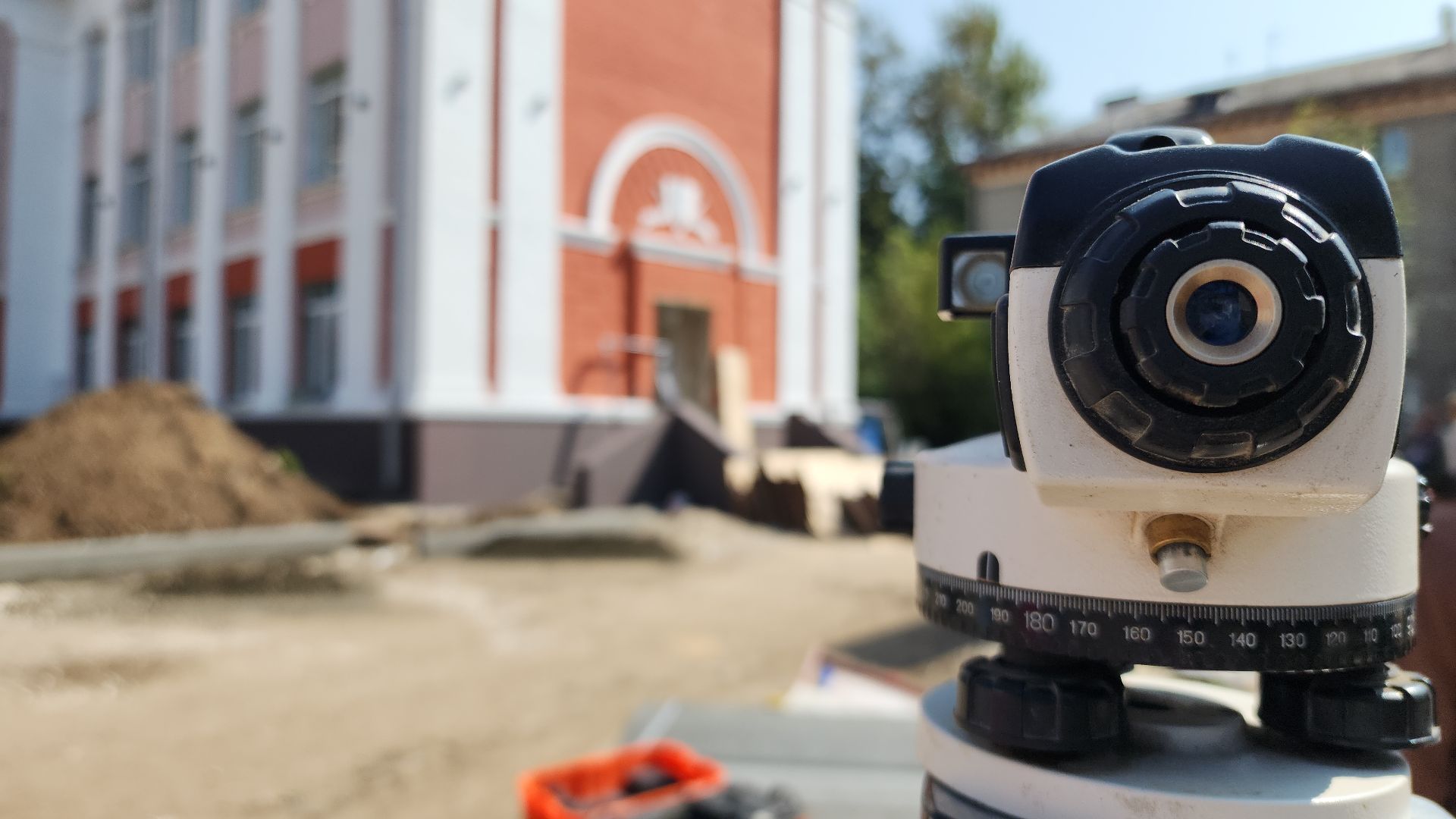 капремонт, капремонт школы, капитальный ремонт, электросталь, министр, министерство строительного комплекса, Марат Сибатулин, образование, строительство, начало учебного года,