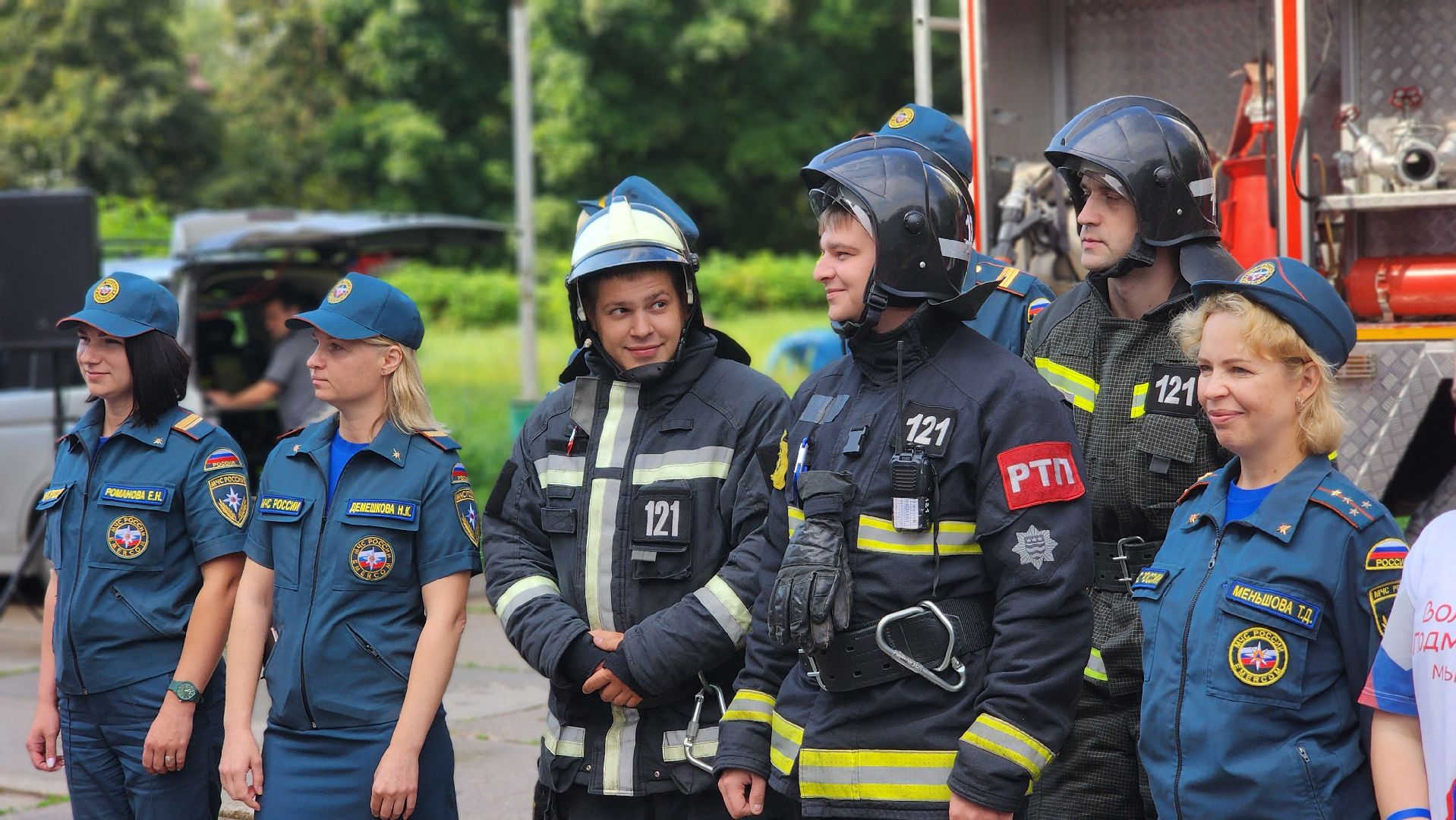 волонтеры подмосковья, протвино, день флага россии, праздник, общество,