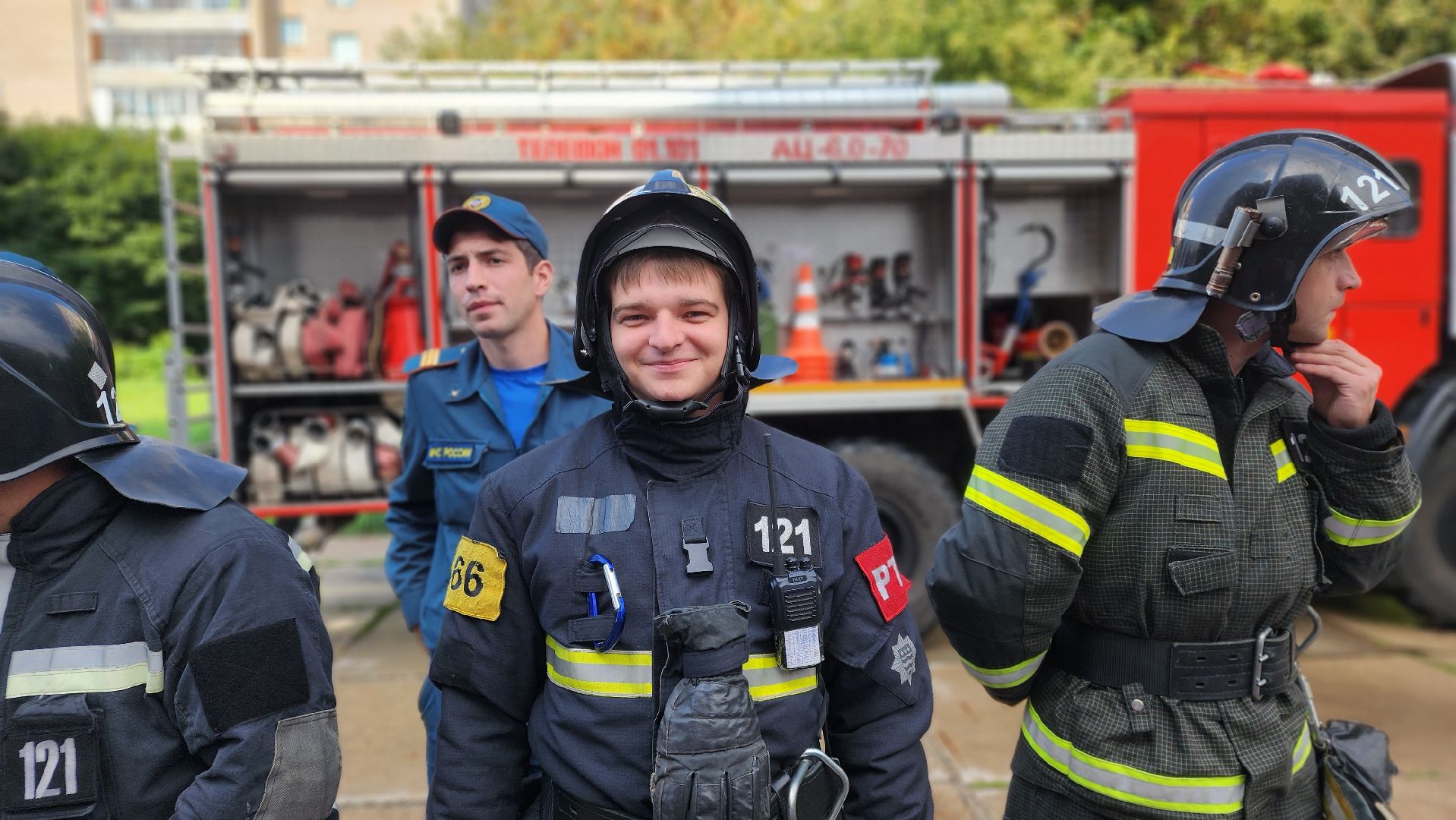 волонтеры подмосковья, протвино, день флага россии, праздник, общество,