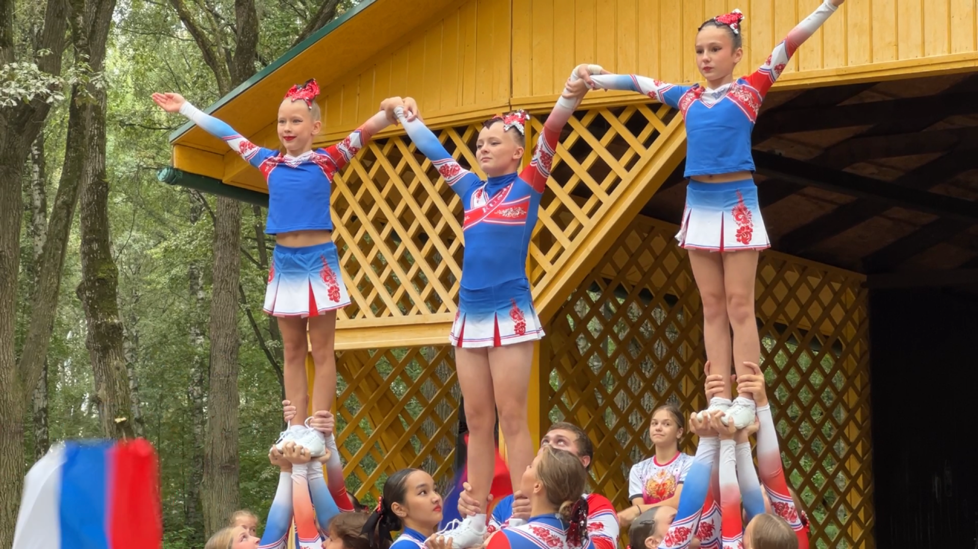 химки, общество, день государственного флага россии, парк, праздник,