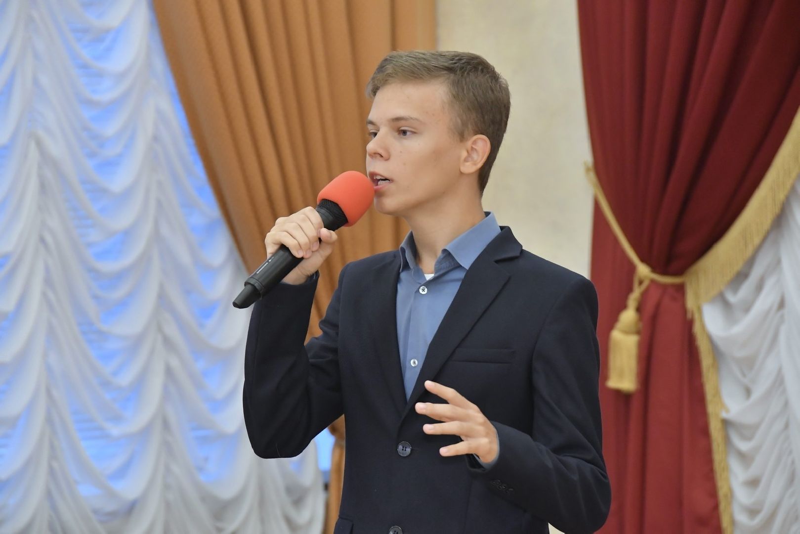 вручение паспортов, день российского флага, власиха день флага, российский триколор, 22 августа - день флага РФ,