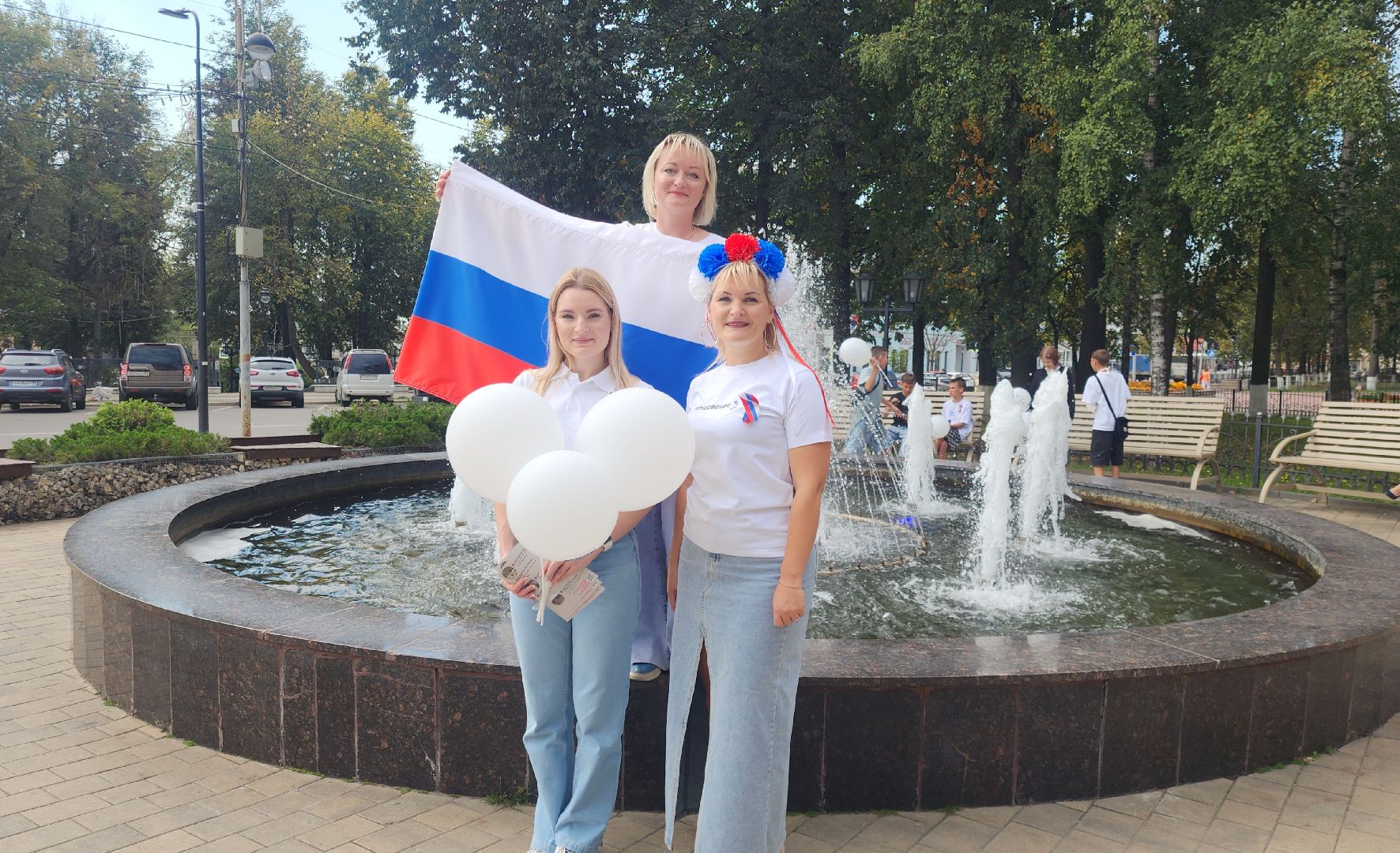 Звенигород, день государственного флага,