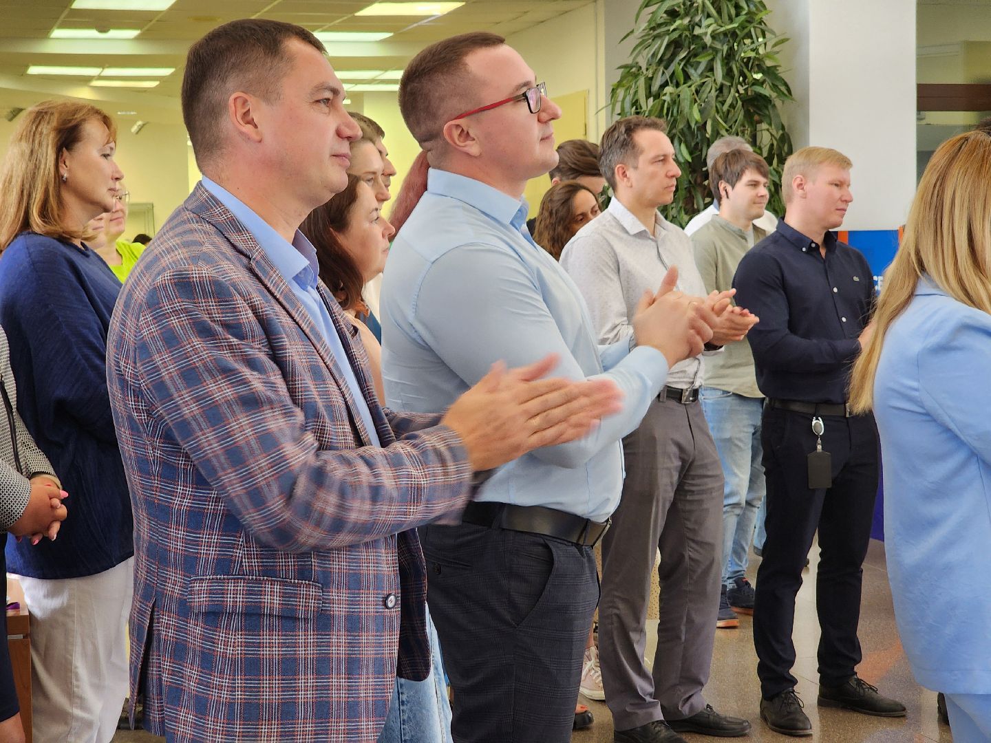 Дубна, ОЭЗ Дубна, Благотворительность, день российского флага,