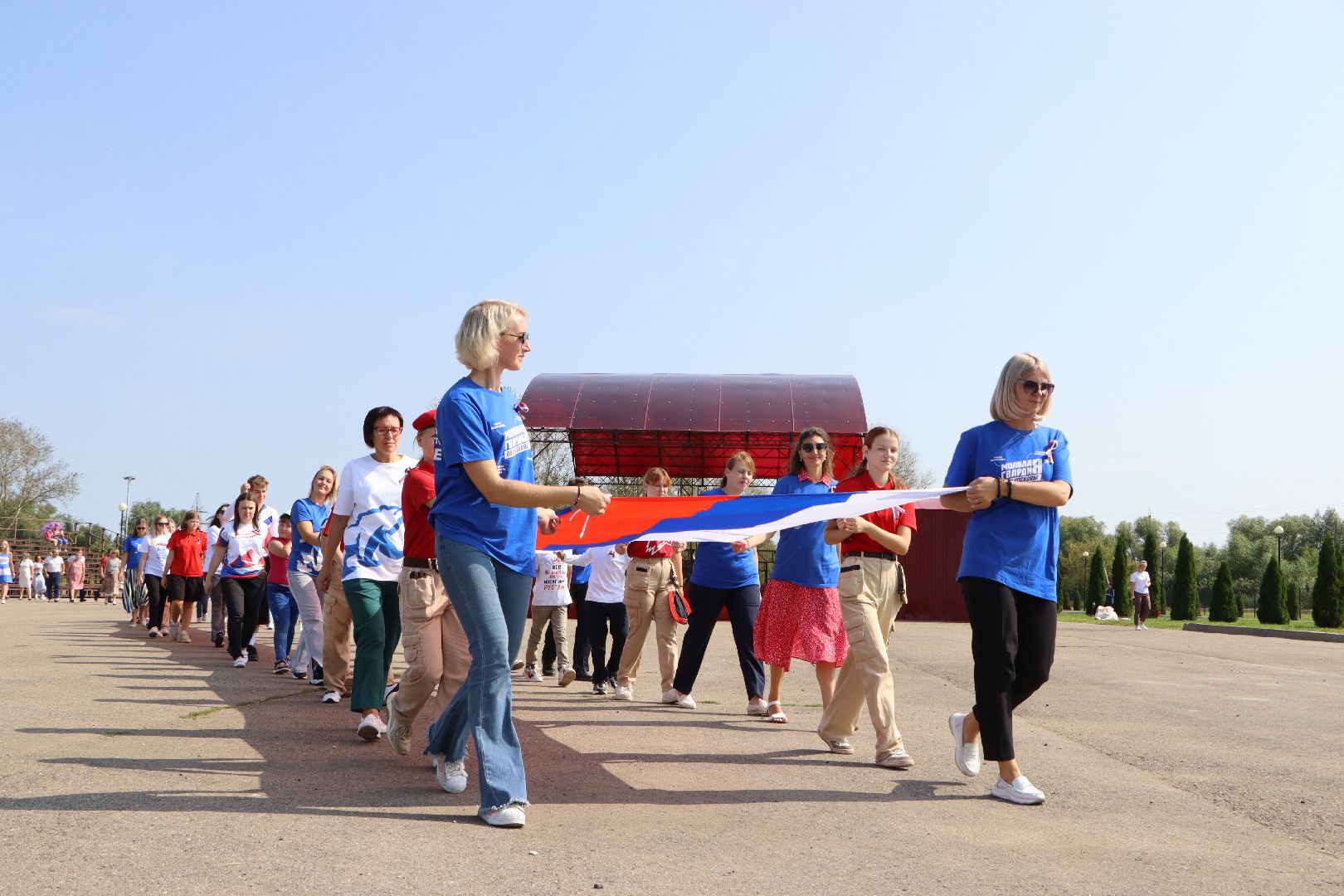 Серебряные Пруды, День флага, триколор, Парк Серебряный,