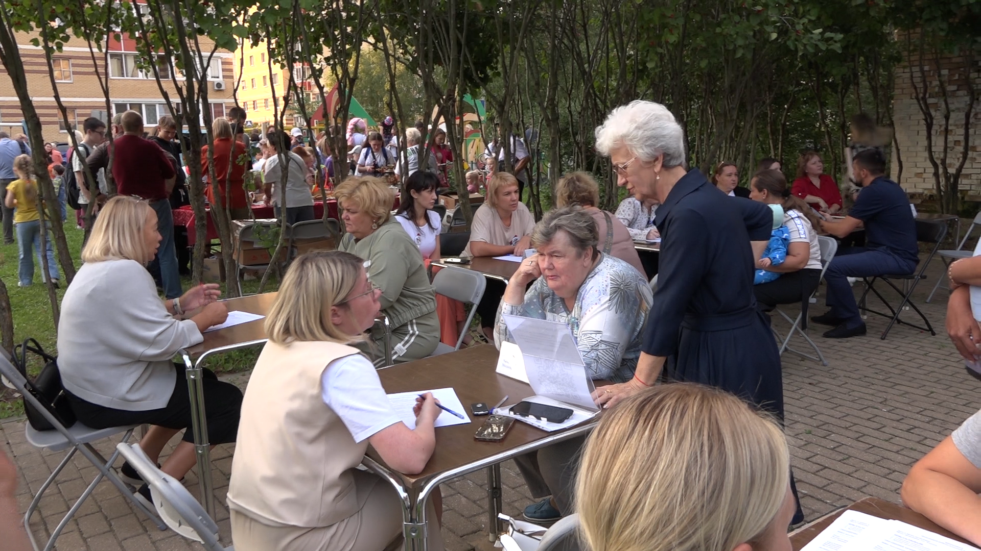 выездная администрация, мкр школьный власиха, обращения жителей власихи, встреча с жителями, общественный транспорт,