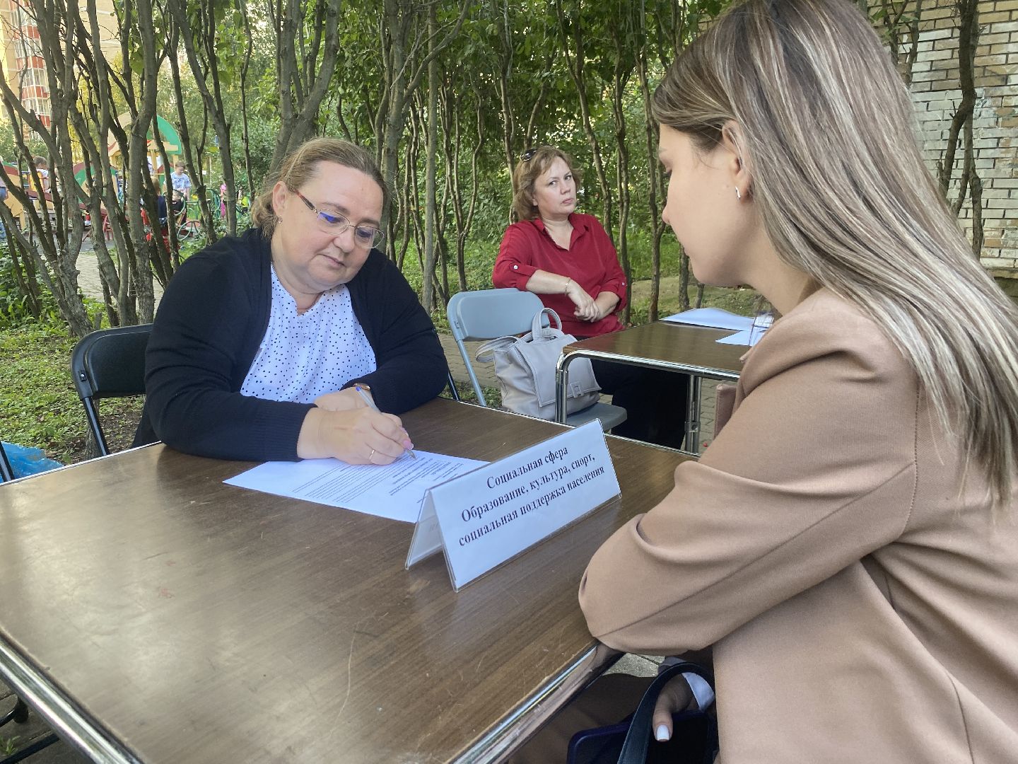 выездная администрация, мкр школьный власиха, обращения жителей власихи, встреча с жителями, общественный транспорт,