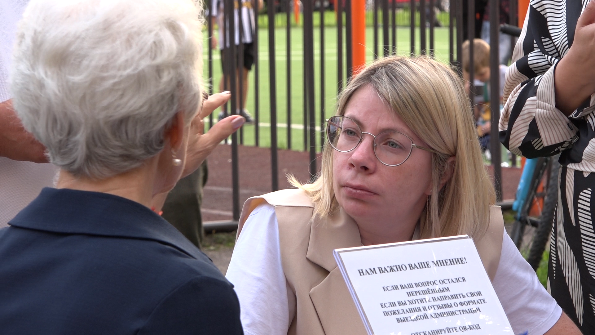 выездная администрация, мкр школьный власиха, обращения жителей власихи, встреча с жителями, общественный транспорт,