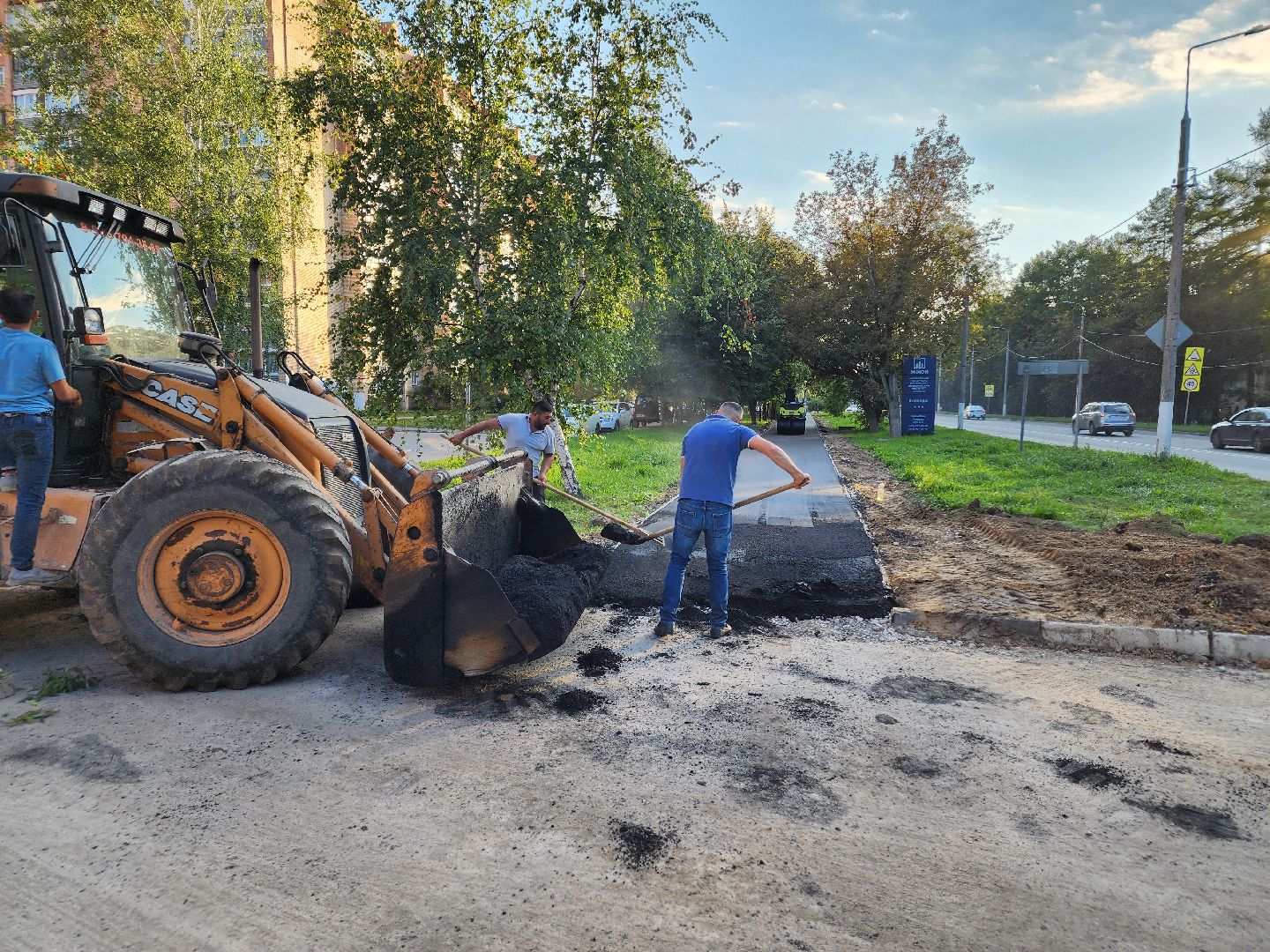 Чехов, улица Чехова, строительство тротуара, пешеходные дорожки, дорожный ремонт, укладка асфальта, нацпроект безопасные и качественные автодороги,