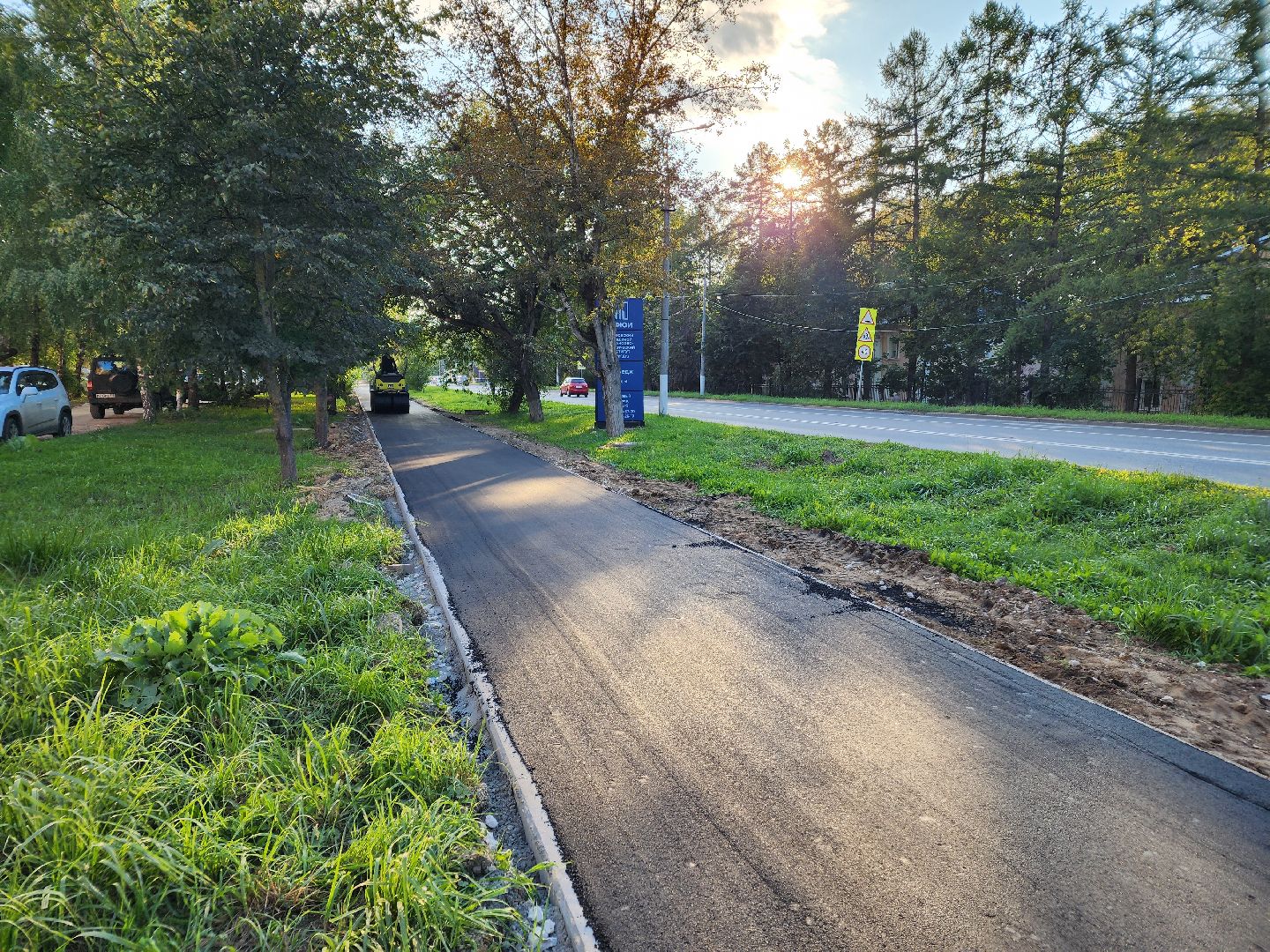 Чехов, улица Чехова, строительство тротуара, пешеходные дорожки, дорожный ремонт, укладка асфальта, нацпроект безопасные и качественные автодороги,