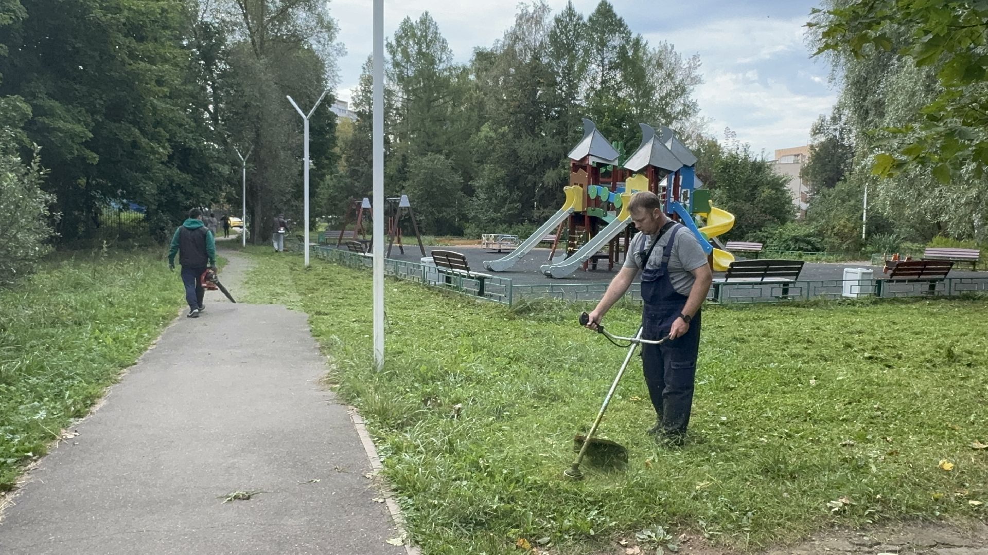 Солнечногорск, Уборка, покос травы, ремонт площадки, Жители,