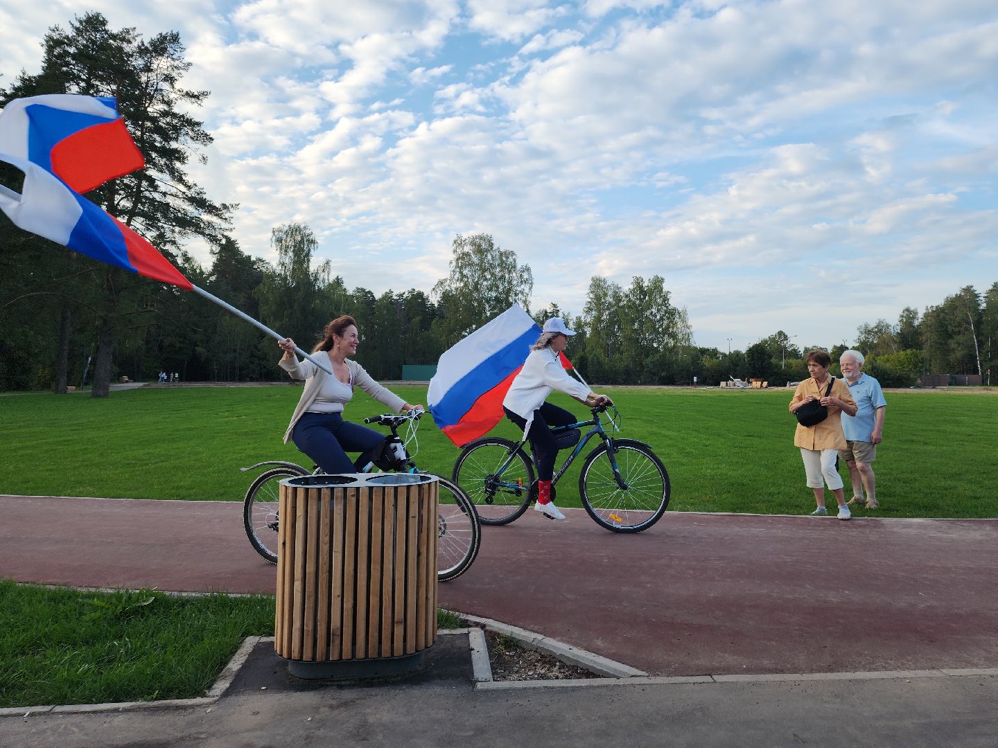 Черноголовка, День Флага Российской Федерации, Велопробег, Благоустройство,