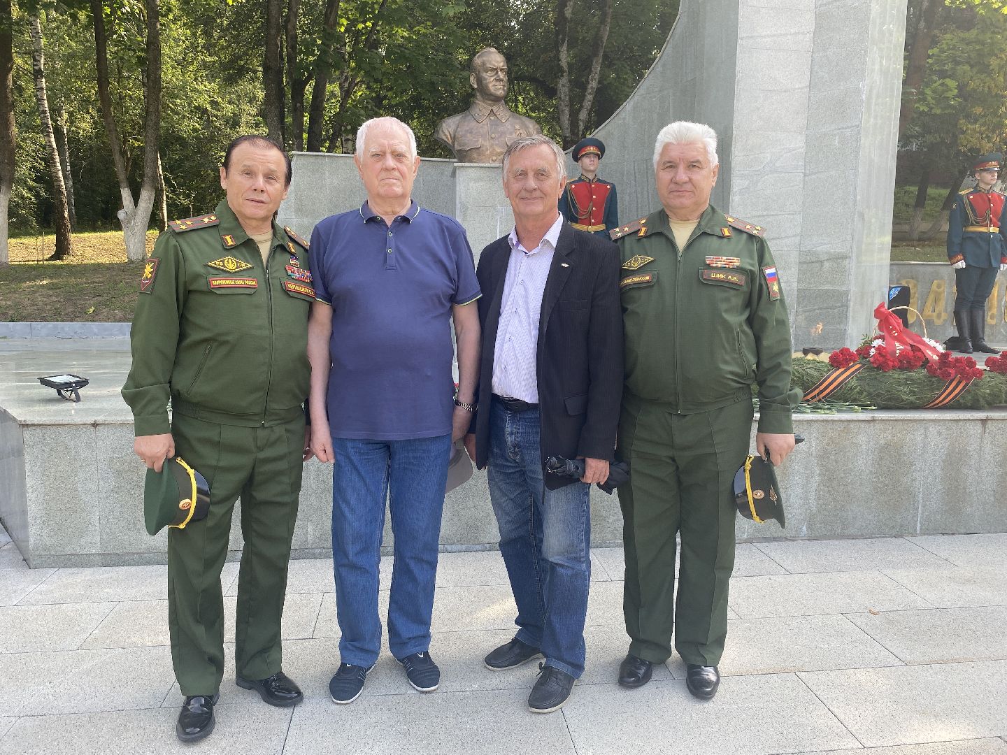 курская битва, день воинской славы россии, победа в Курской битве, Власиха гражданская акция, сквер Маршалу Жукову,