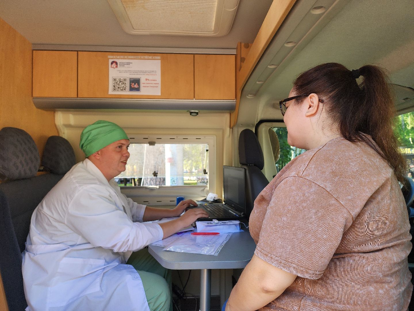 животные, жители, общество, ветеринария, мобильный пункт, чипирование домашних животных,